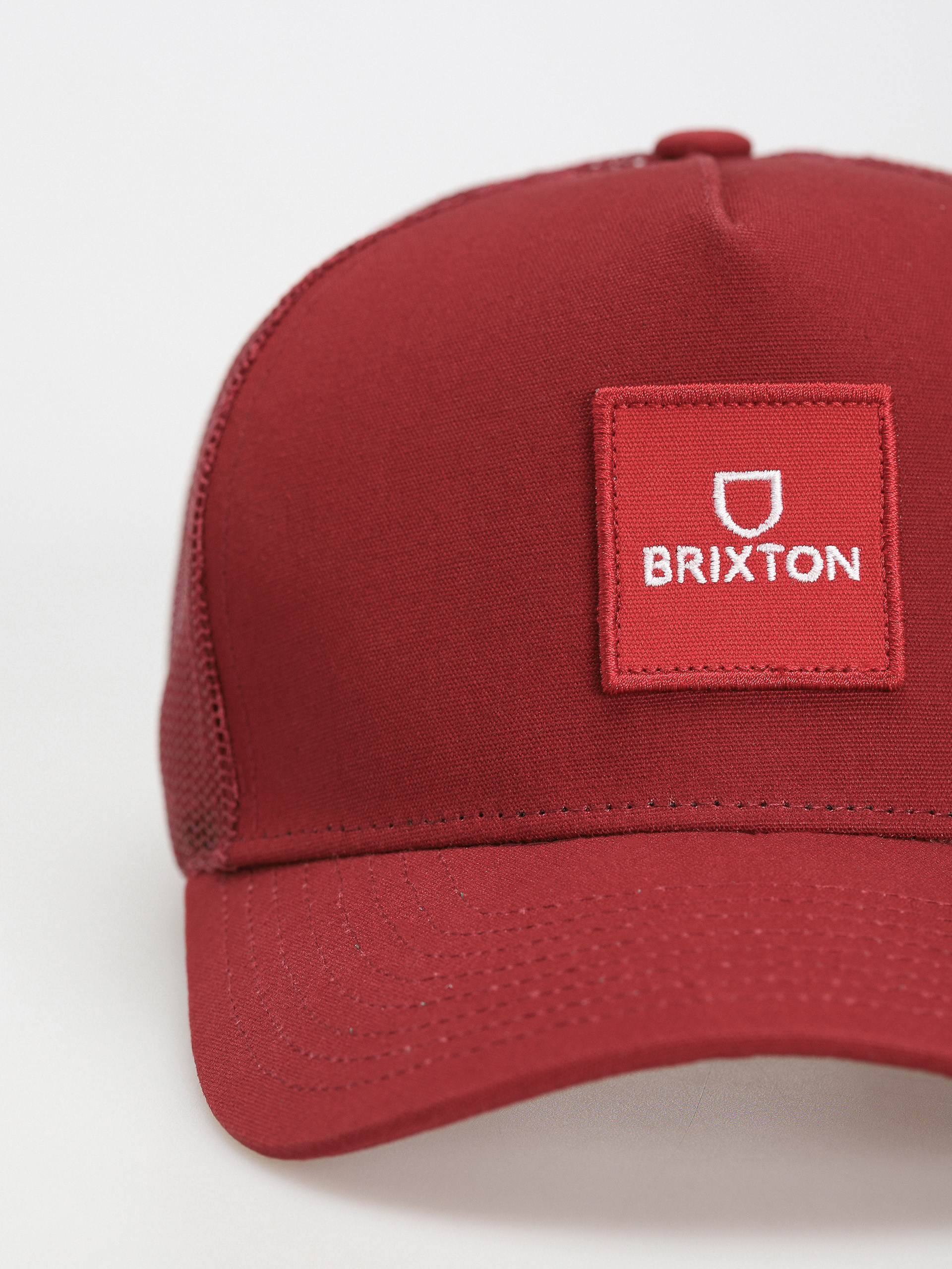 Kšiltovka  Brixton Alpha Block X C Mp Mesh Cap (island berry/island berry)