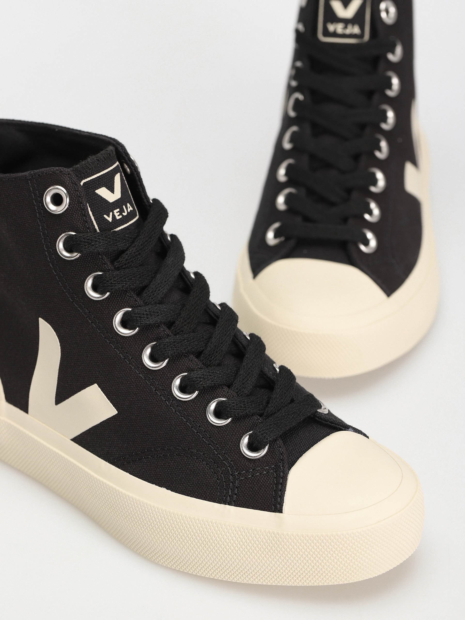 Boty Veja Wata II Canvas Wmn (black pierre)