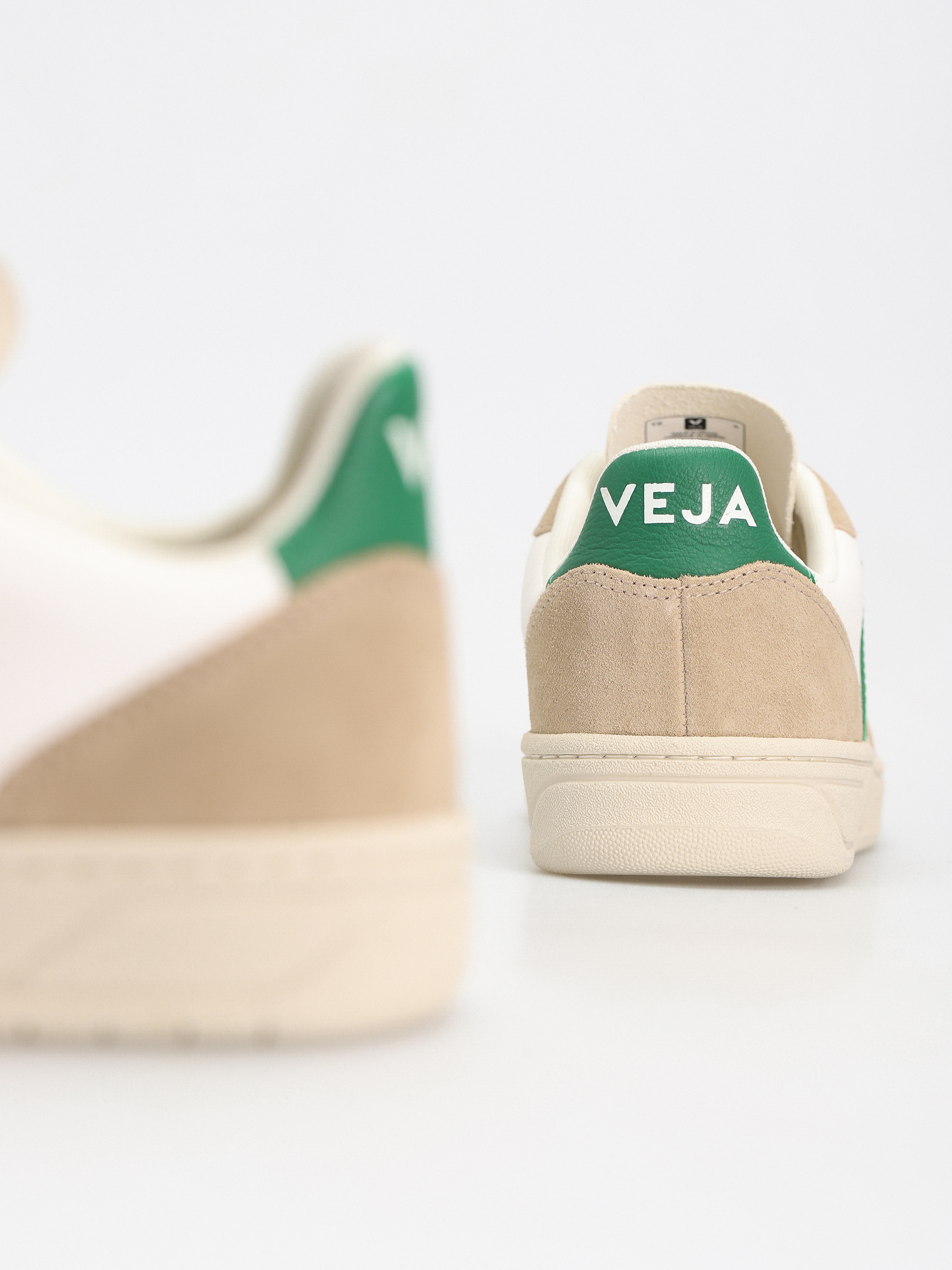 Boty Veja V-10 Wmn (extra white emeraude sahara)