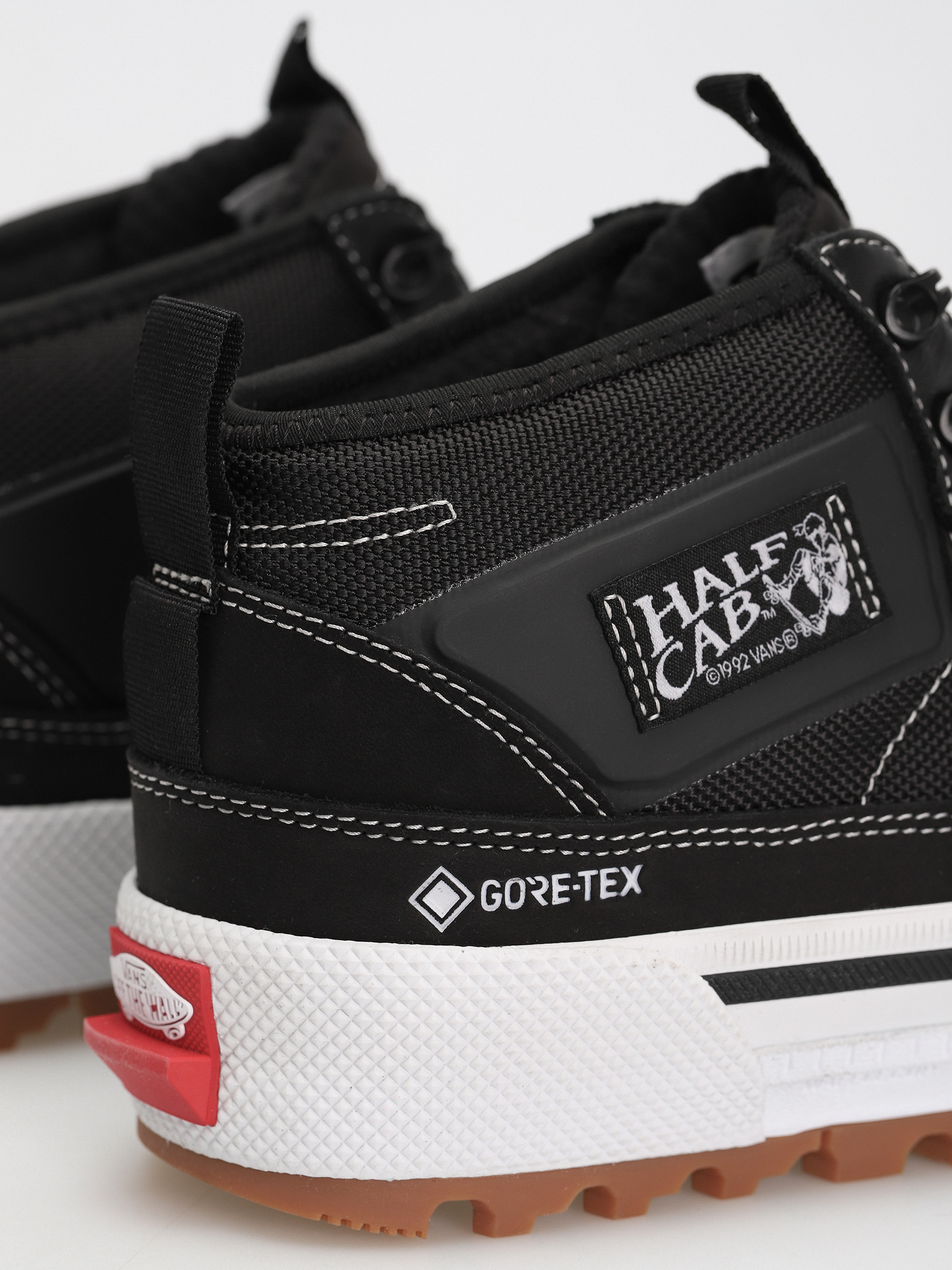 Boty Vans Half Cab Gore Tex Mte 3 (black/white)