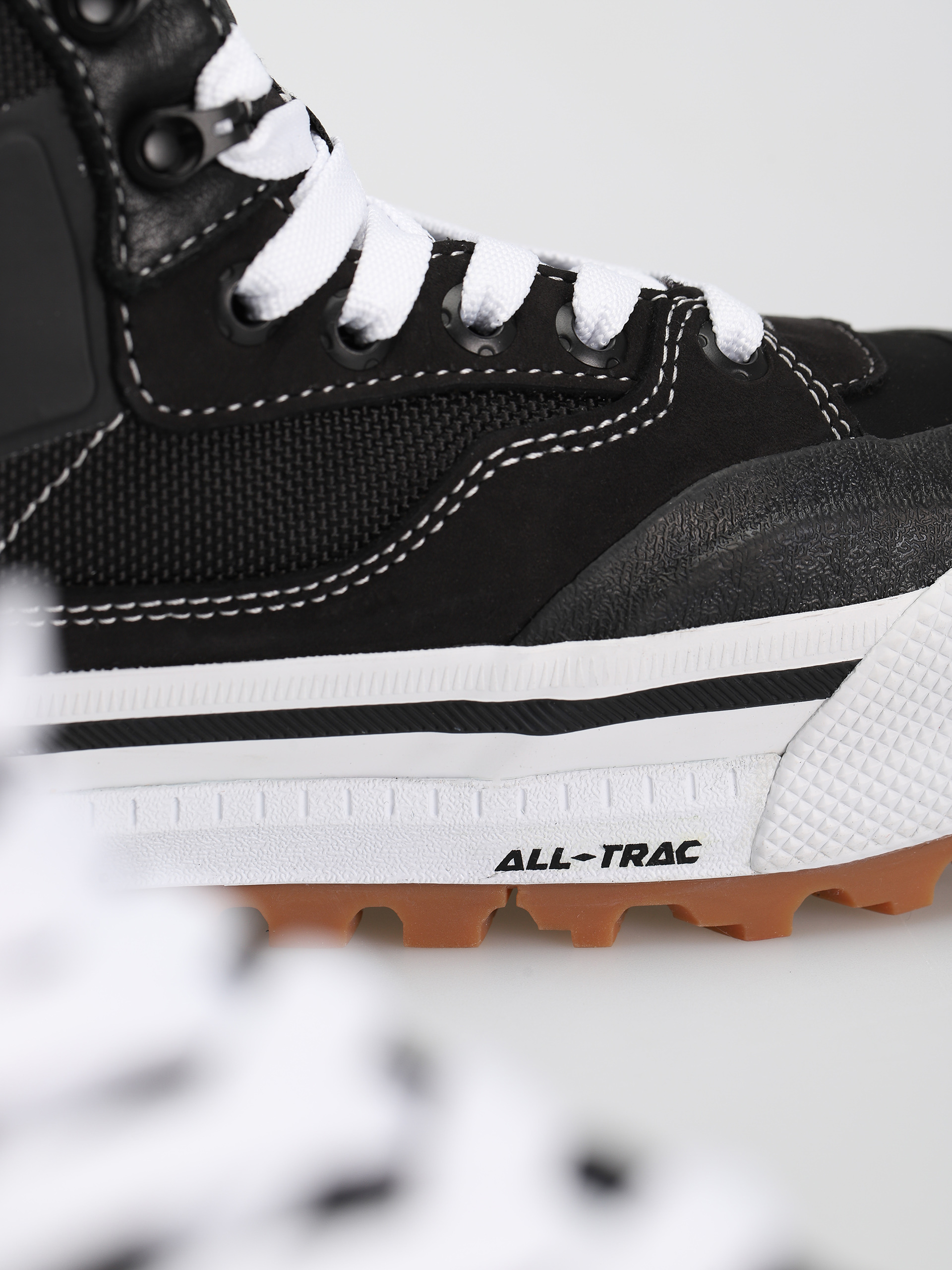 Boty Vans Half Cab Gore Tex Mte 3 (black/white)