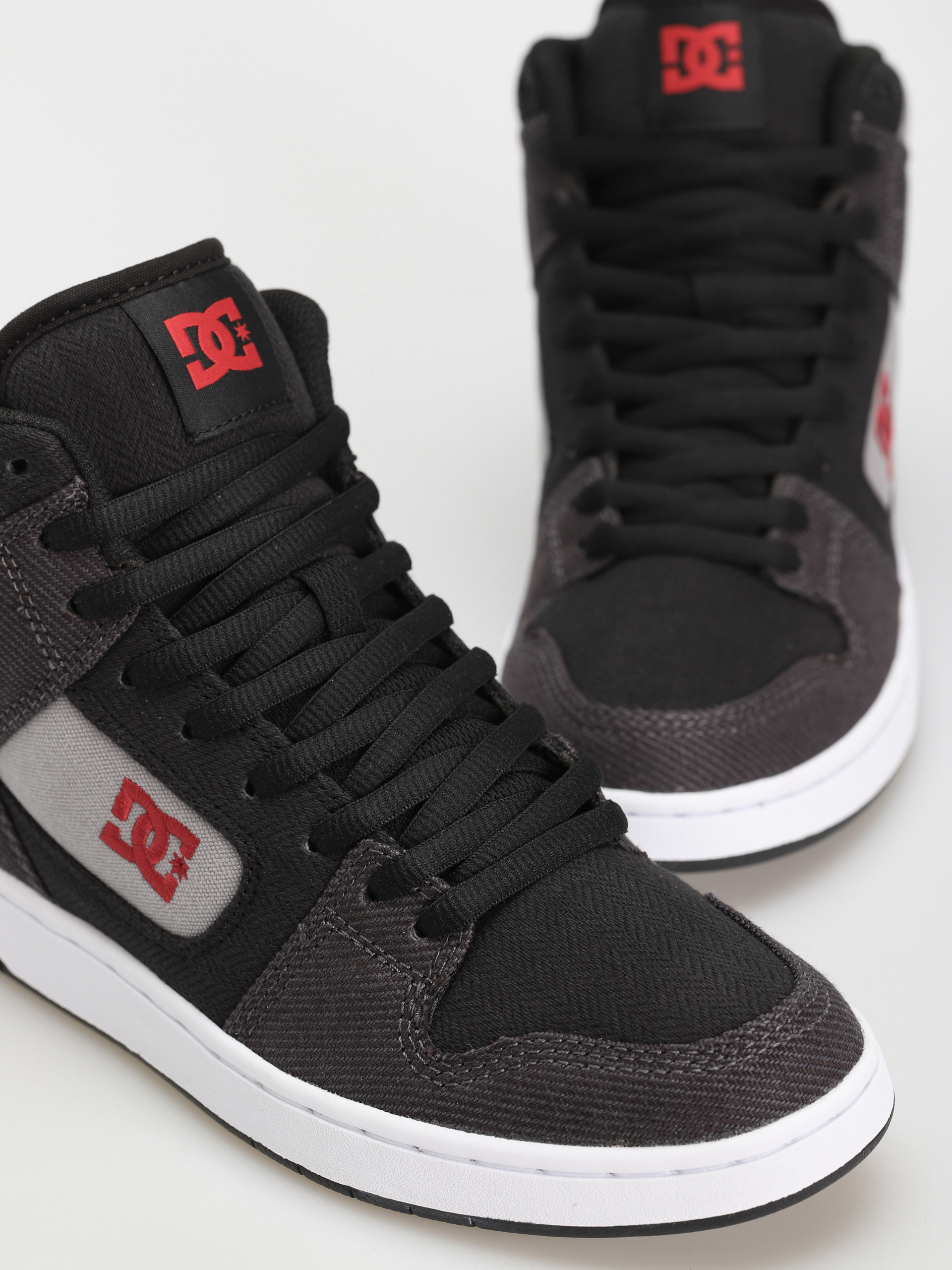 Boty DC Manteca 4 Hi Zw (black/red/grey)