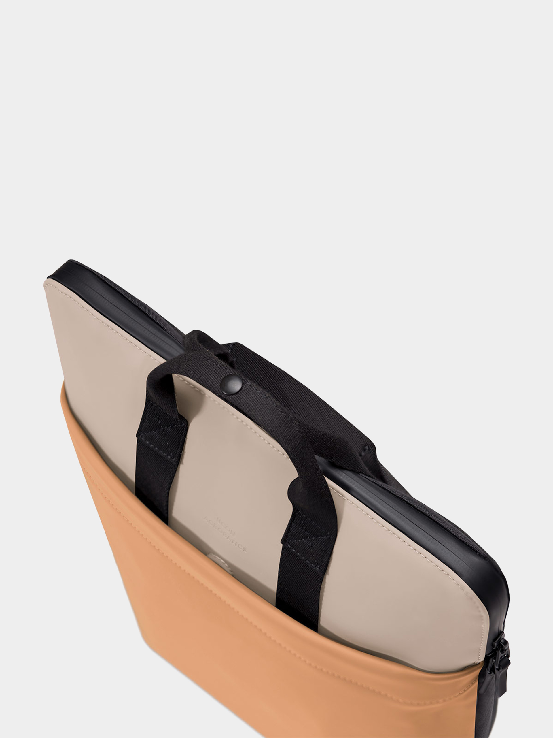 Batoh Ucon Acrobatics Masao Medium Lotus (nude clay)