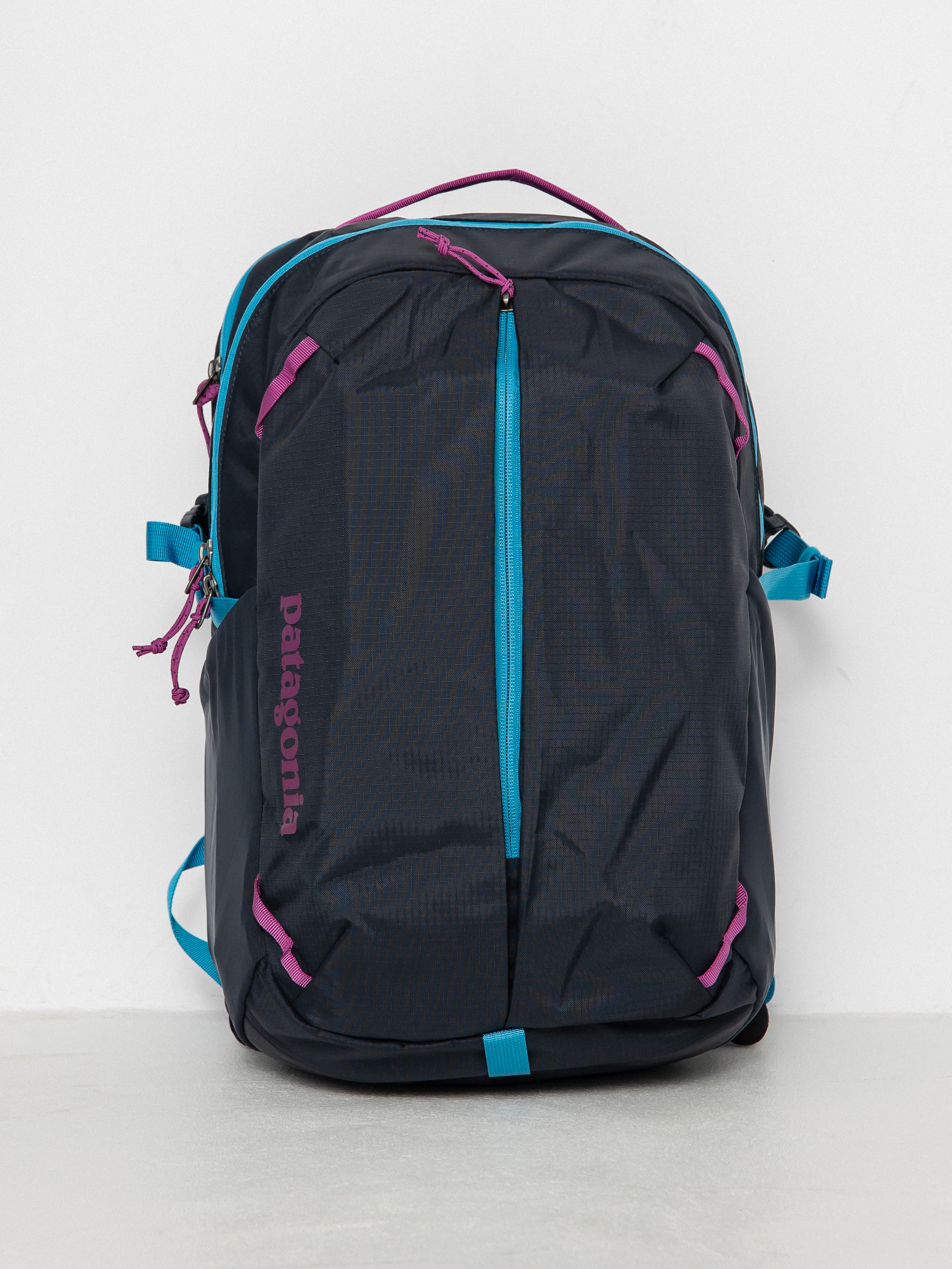Batoh Patagonia Refugio Day Pack 26L (pitch blue)