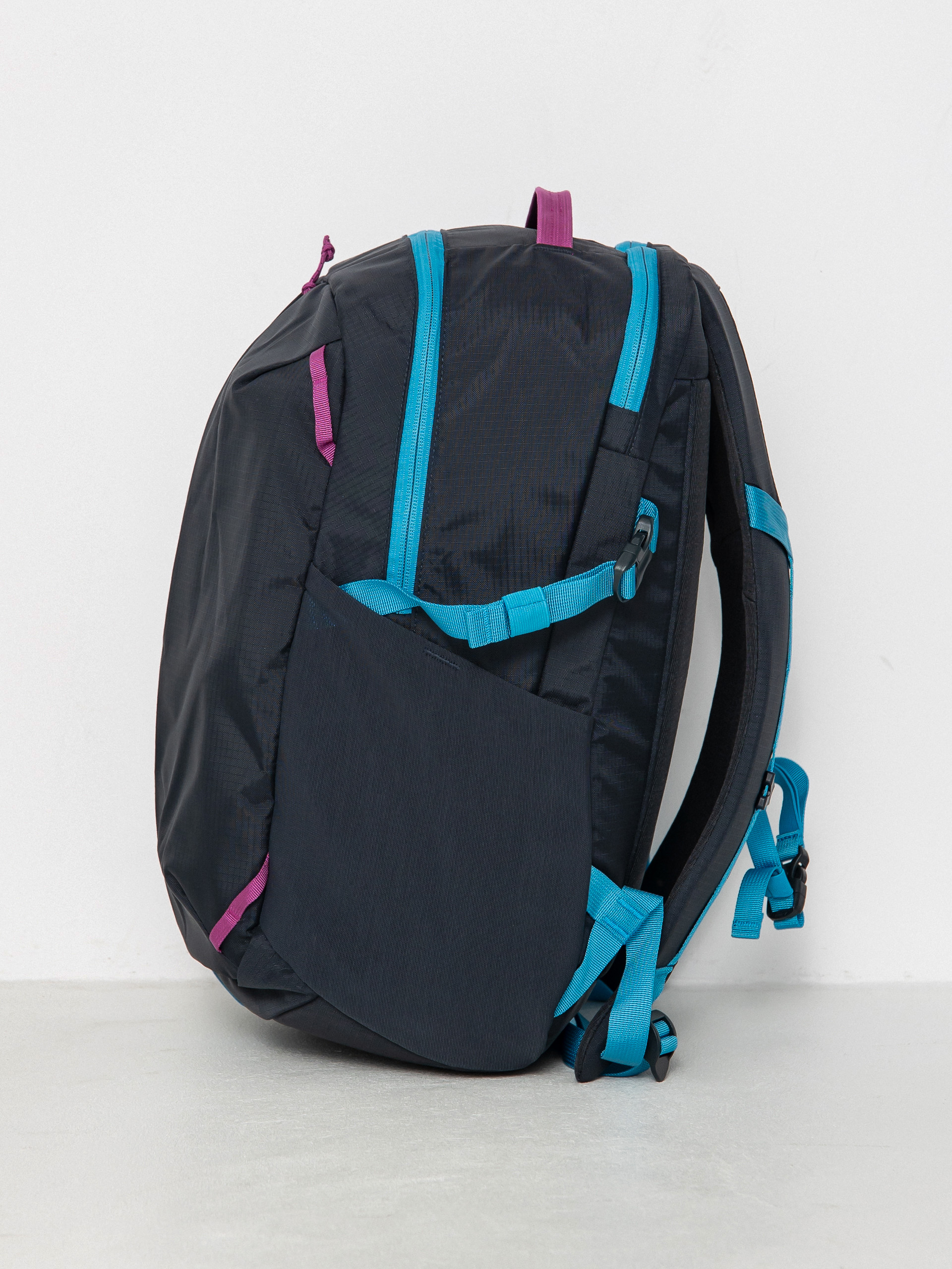 Batoh Patagonia Refugio Day Pack 26L (pitch blue)