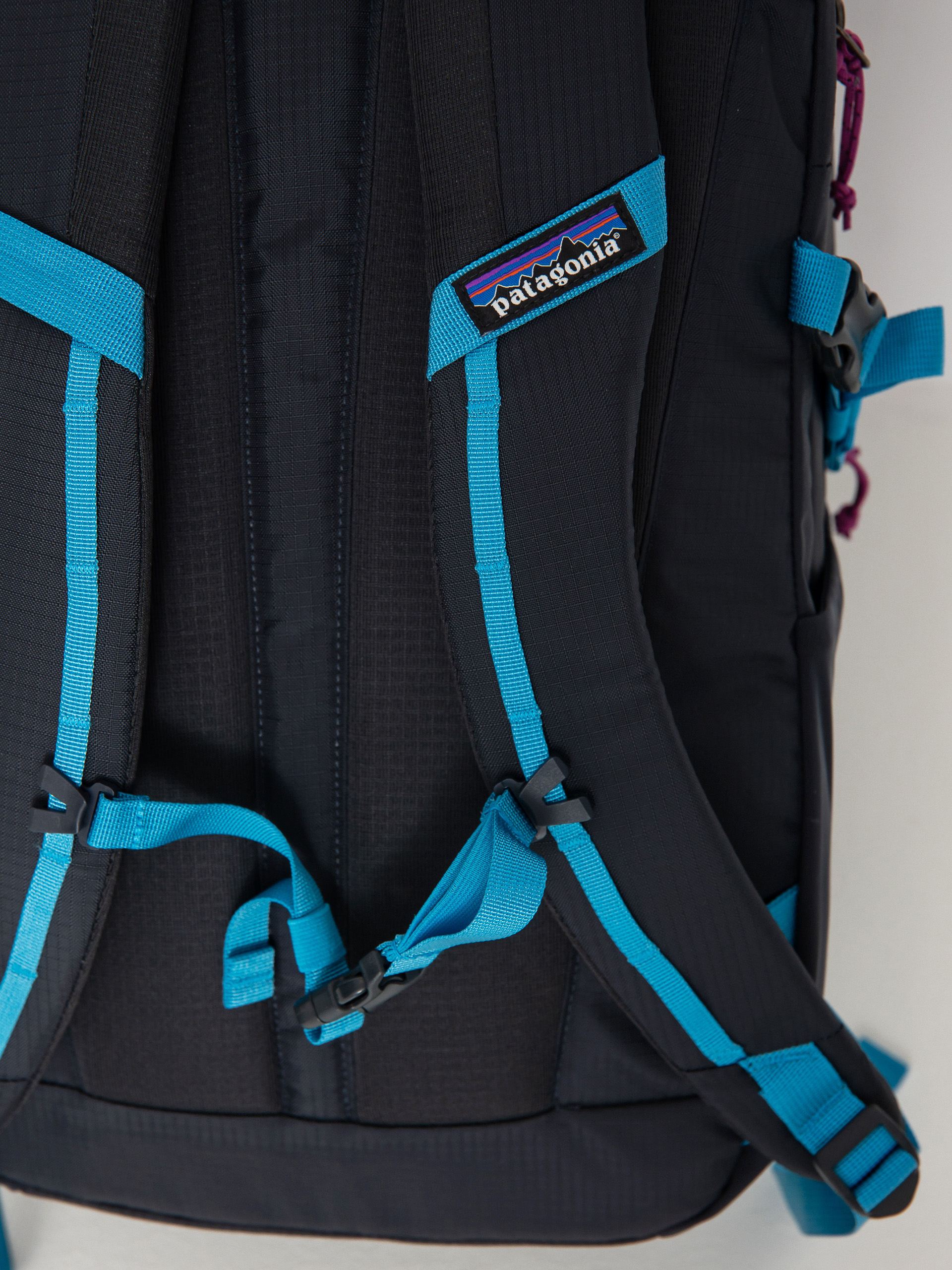 Batoh Patagonia Refugio Day Pack 26L (pitch blue)