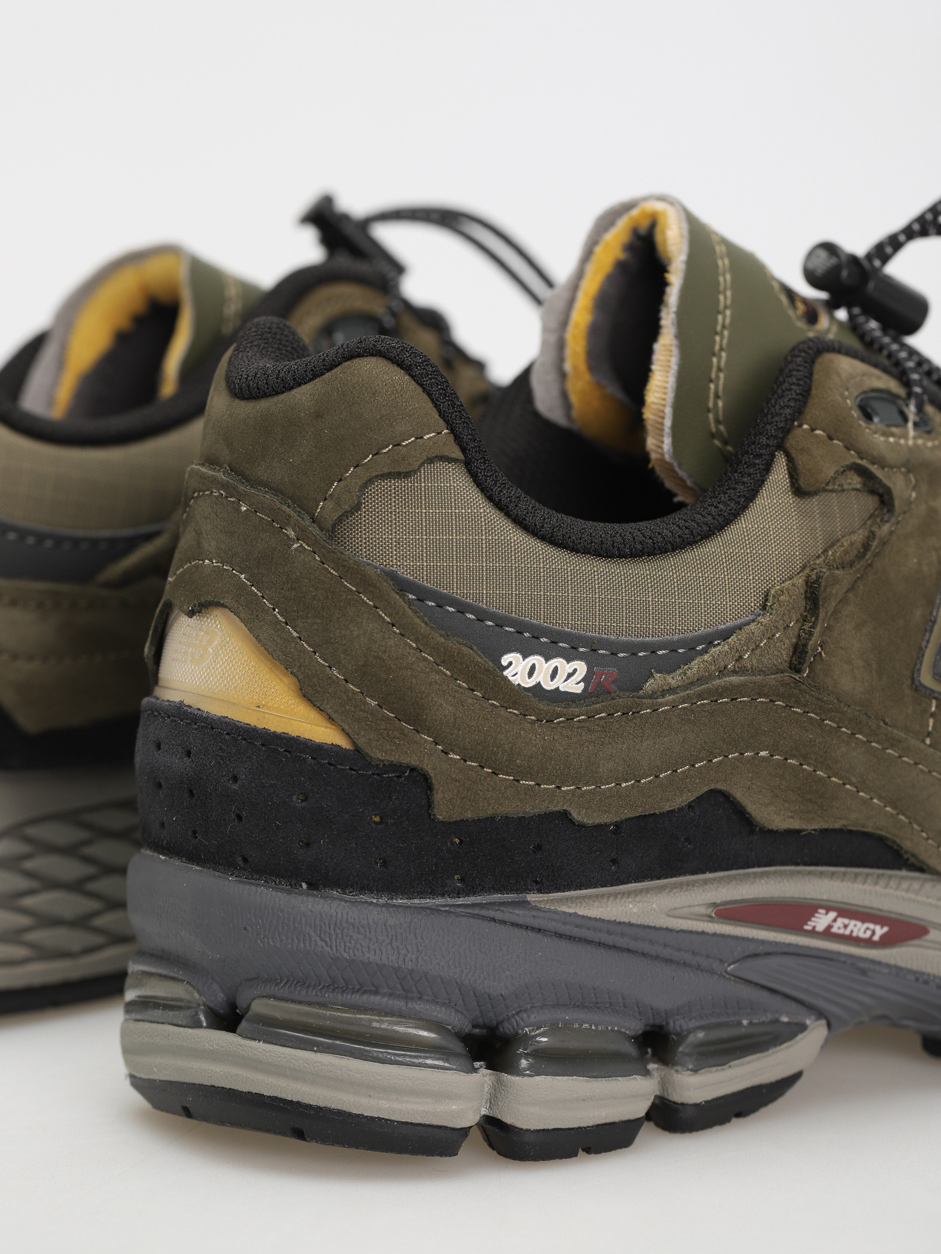 Boty New Balance 2002 (dark moss)