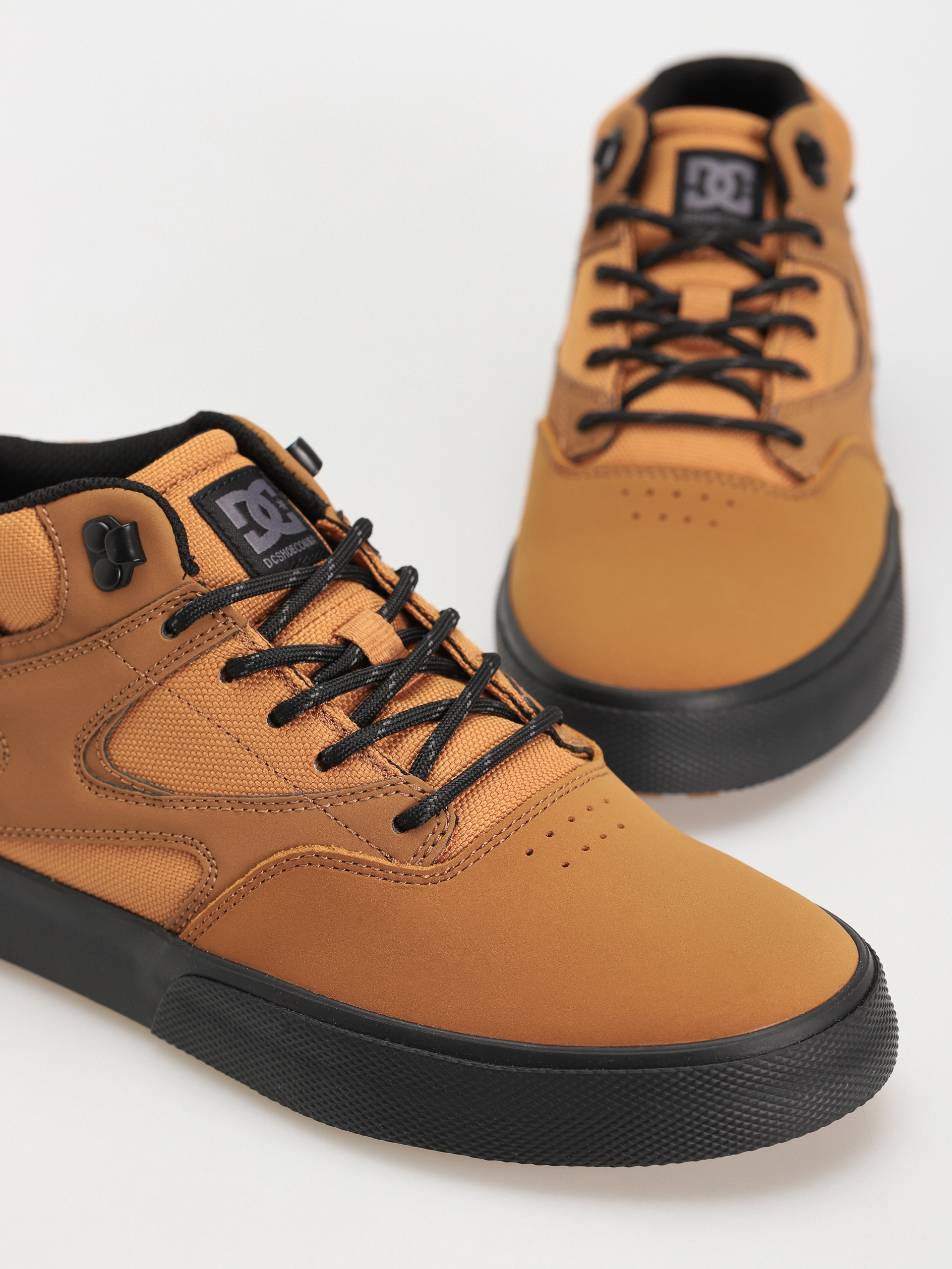 Boty DC Kalis Mid Wnt (black/wheat)