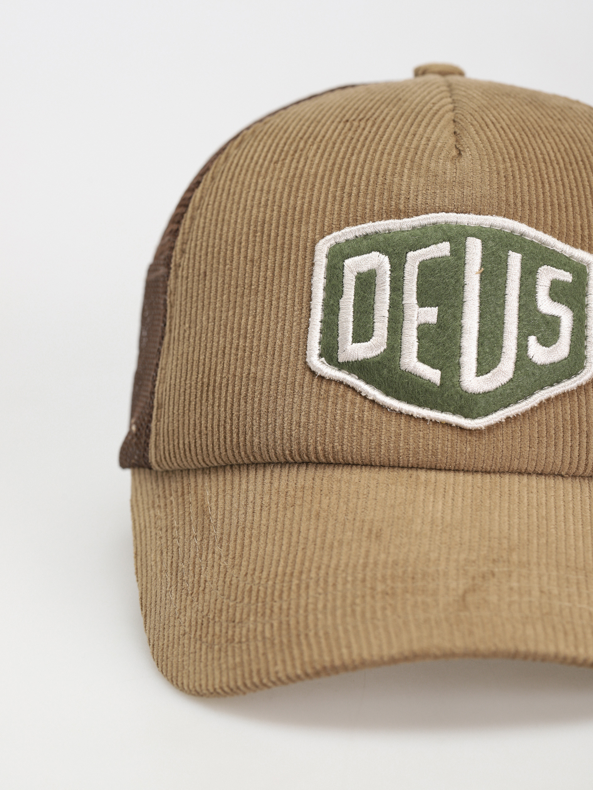Kšiltovka  Deus Ex Machina Shield Cord Trucker (tobacco)
