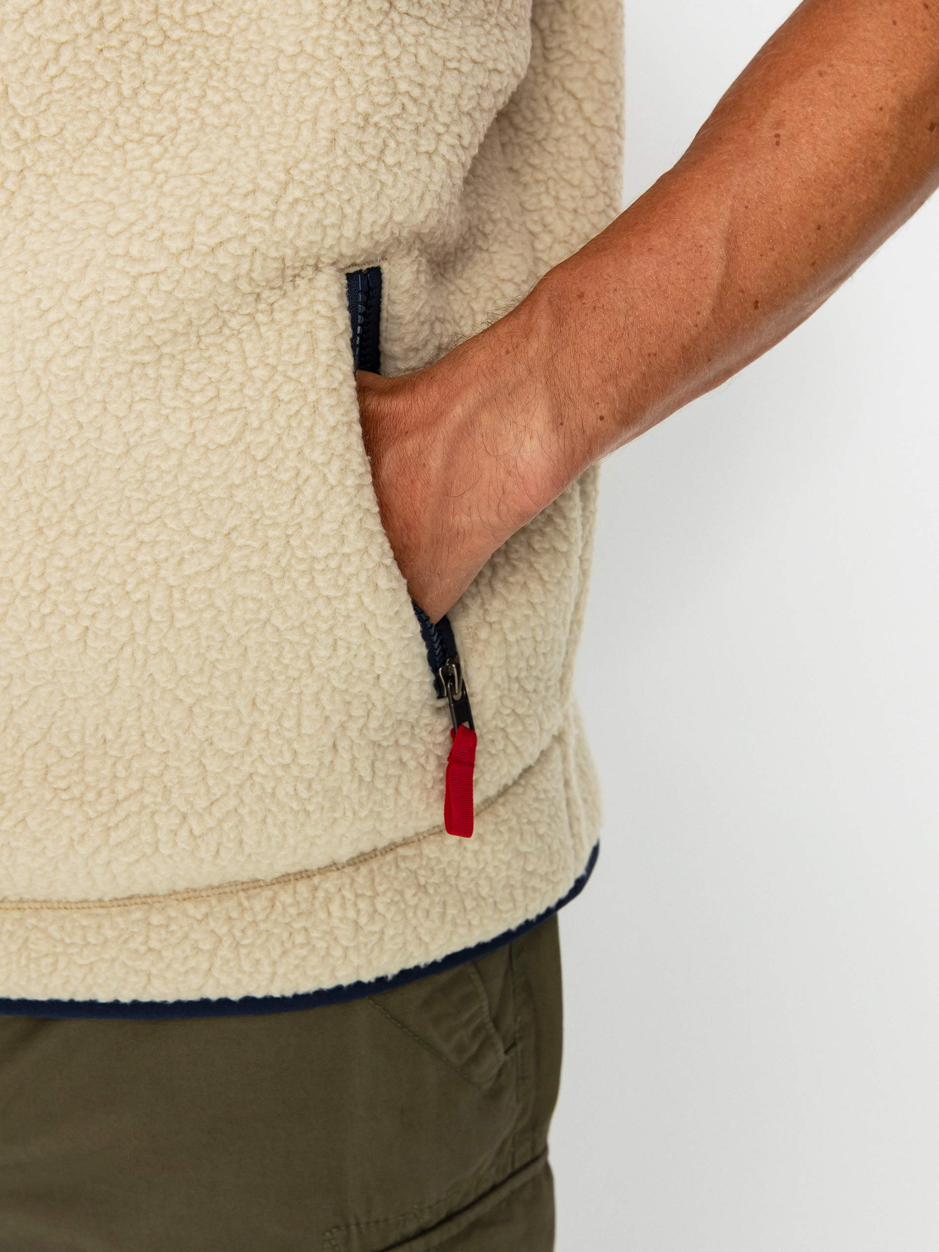 Vesta Patagonia Retro Pile (el cap khaki)