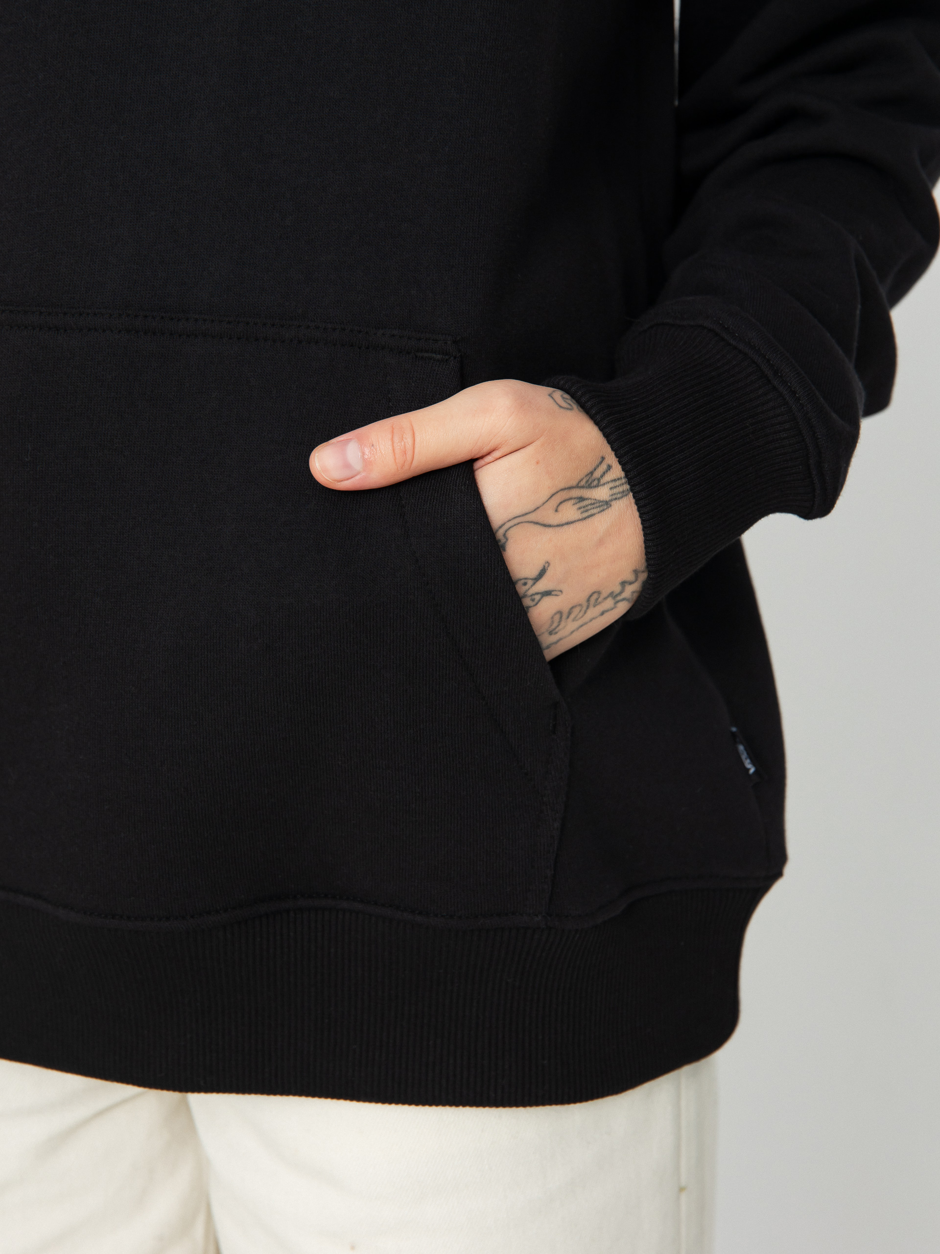 Mikina s kapucí Vans Flying V Bff Emea HD Wmn (flying v black)