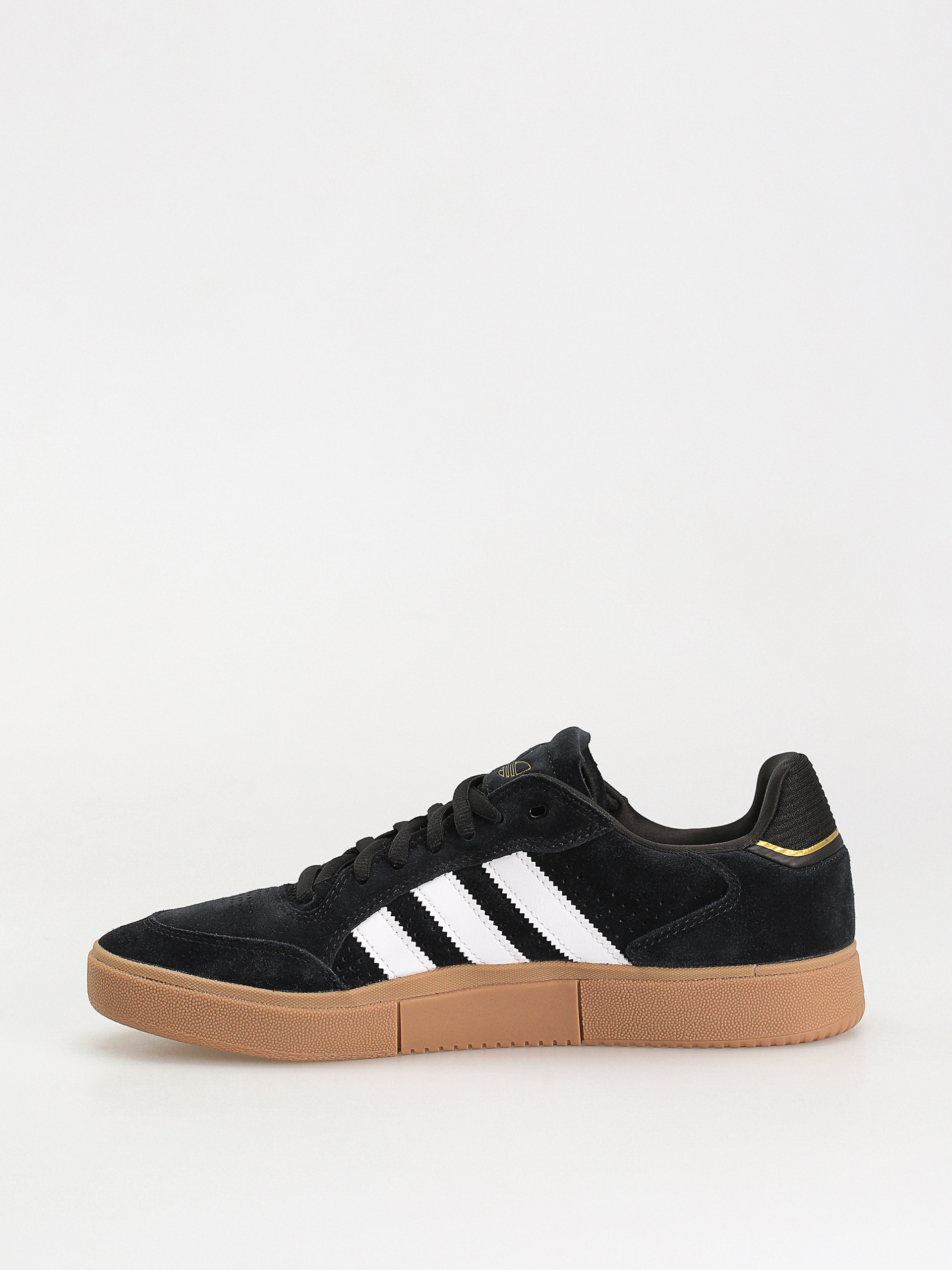 Boty adidas Tyshawn Low (cblack/ftwwht/gum4)