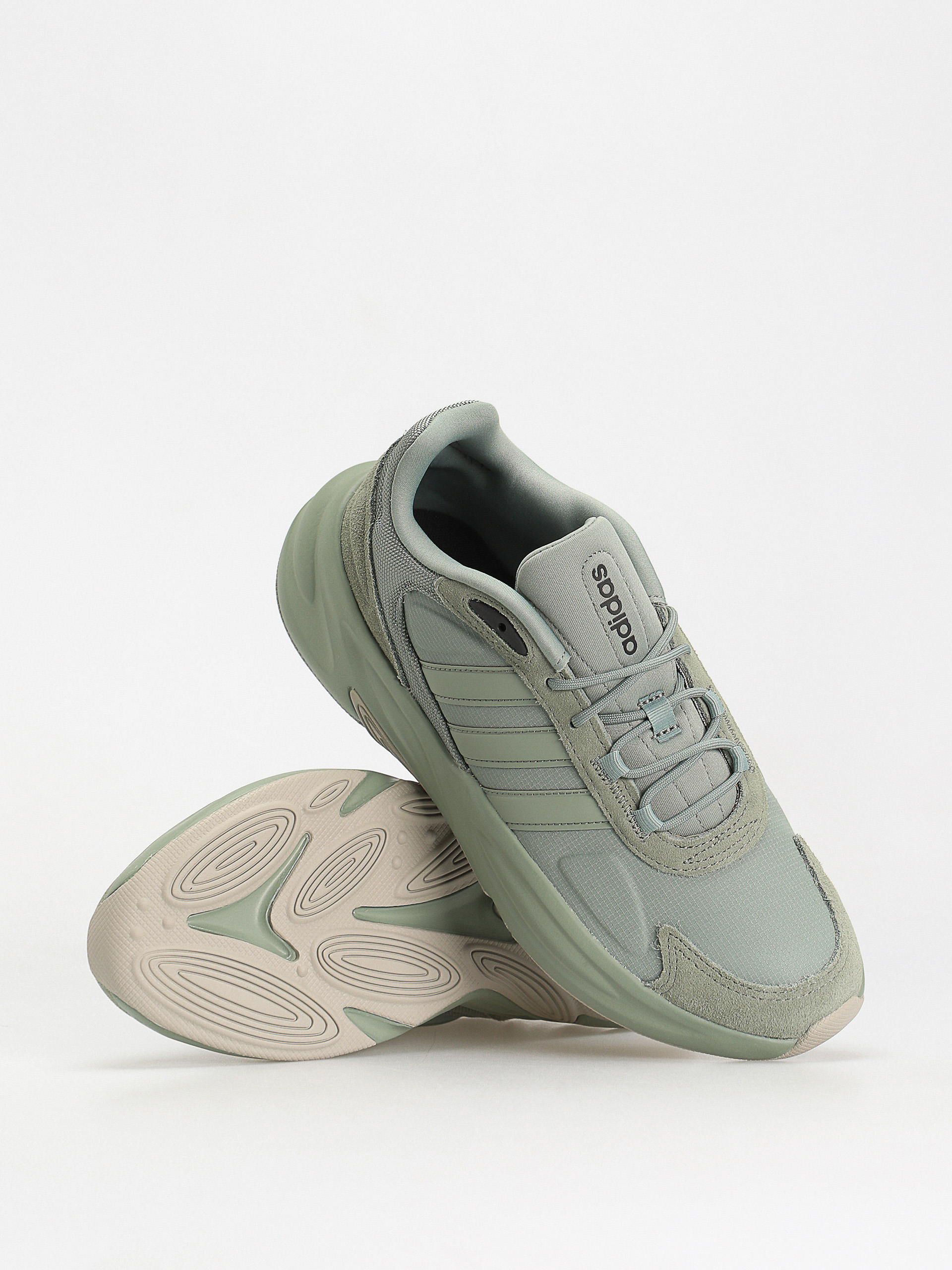 Boty adidas Ozelle (silgrn/silgrn/carbon)