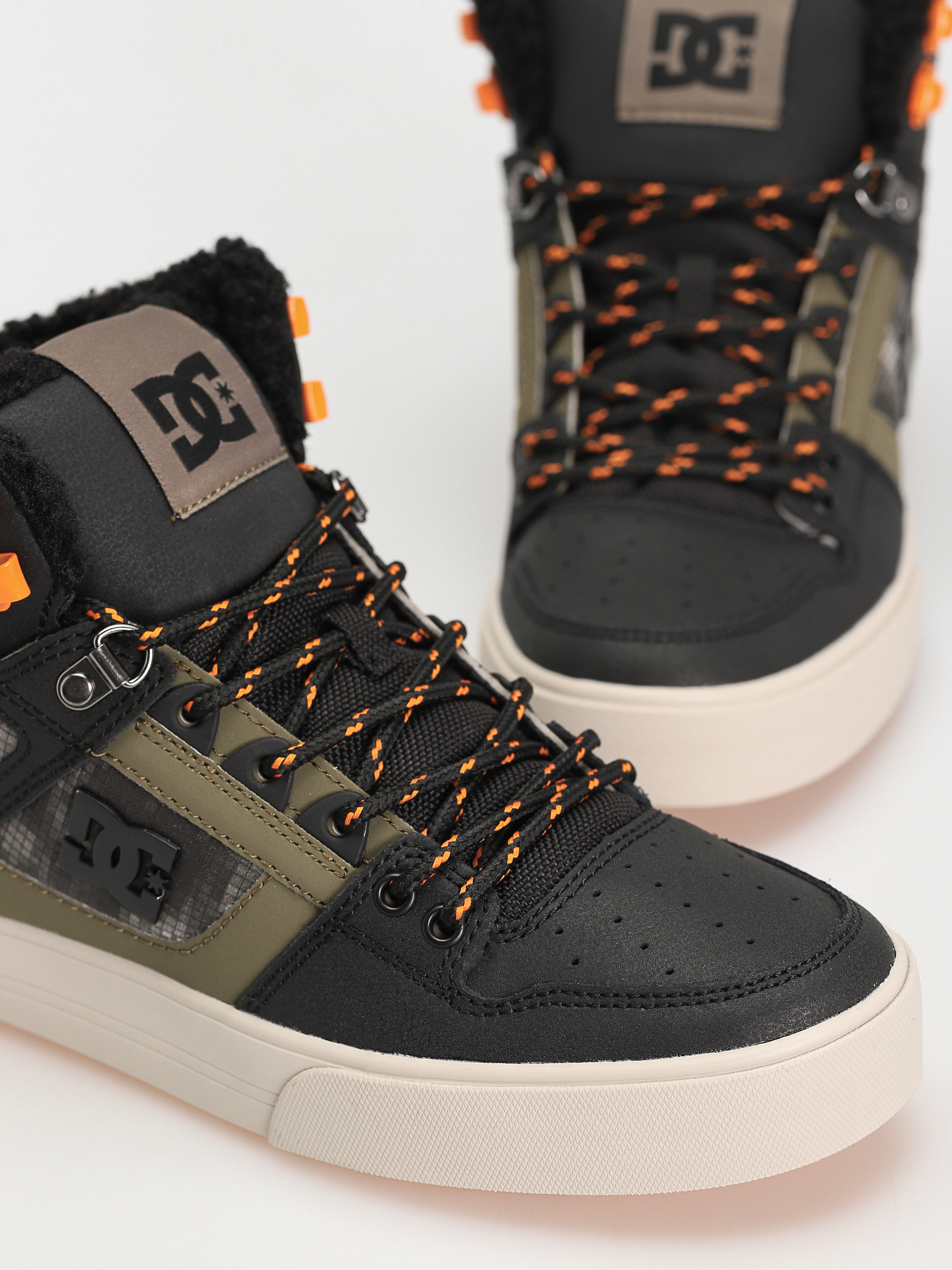 Zimní boty DC Pure Ht Wc Wnt (black/green print)