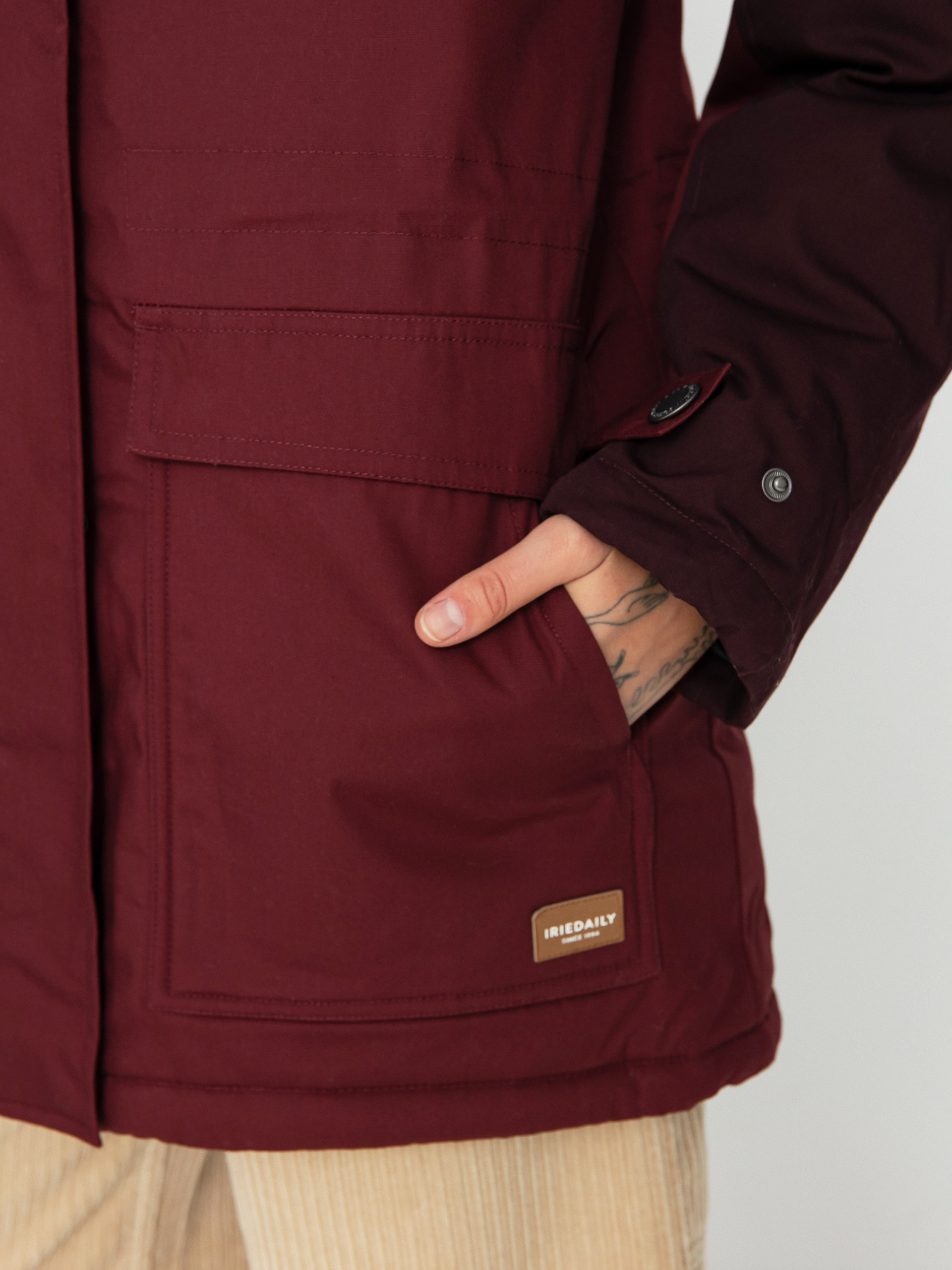 Bunda Iriedaily Mountie Wmn (maroon)