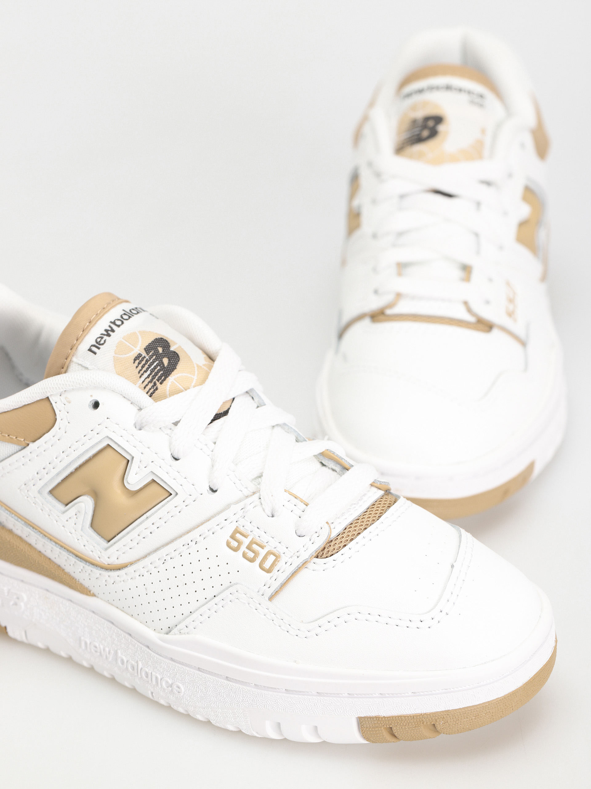 Boty New Balance 550 Wmn (white)