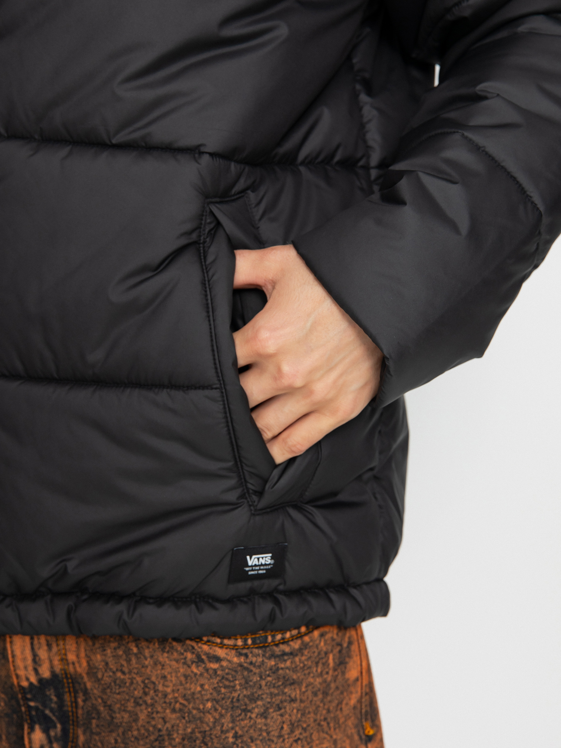 Bunda Vans No Hood Norris Mte 1 Puffer (black)