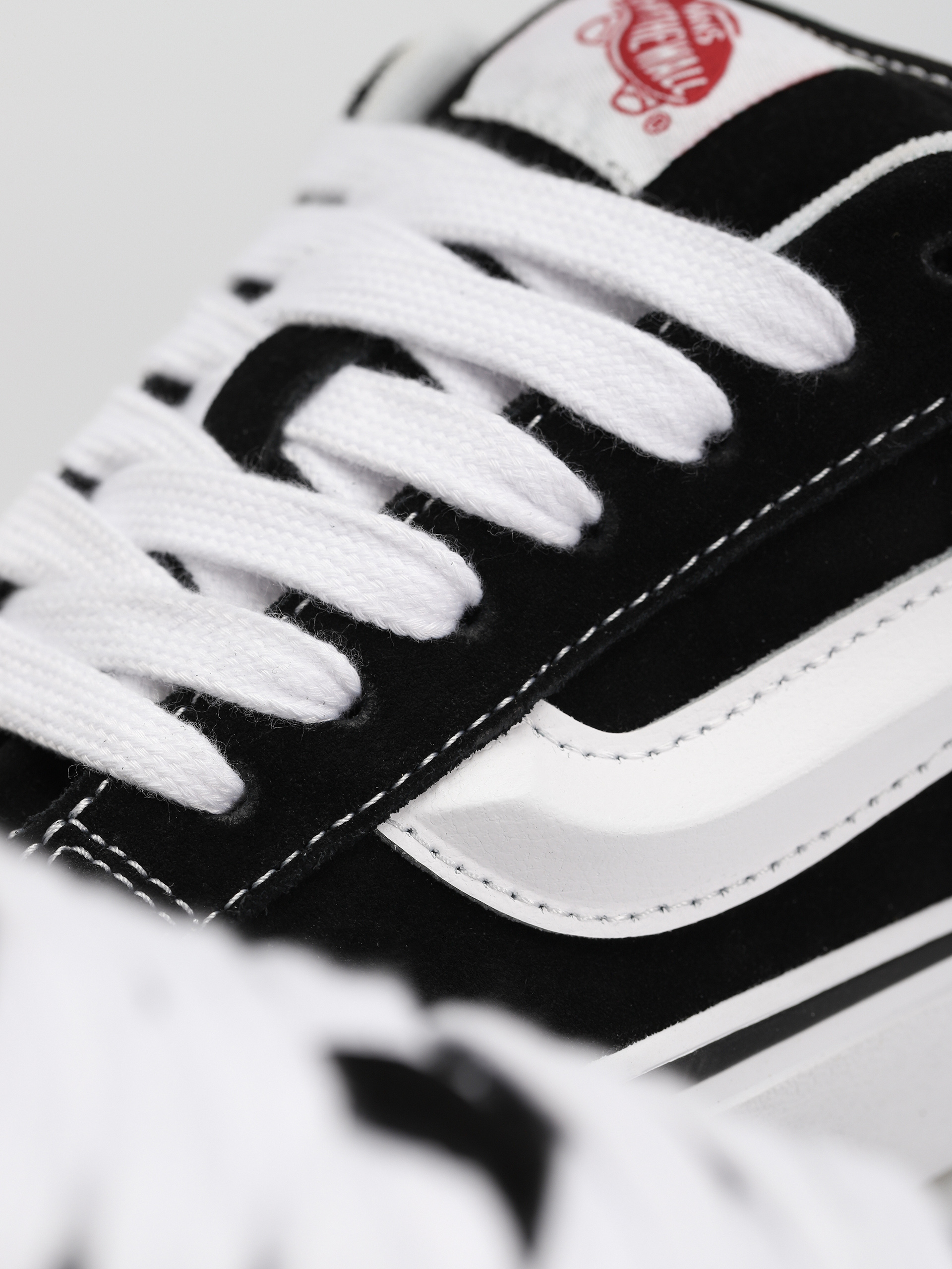 Boty Vans Knu Skool (black/true white)