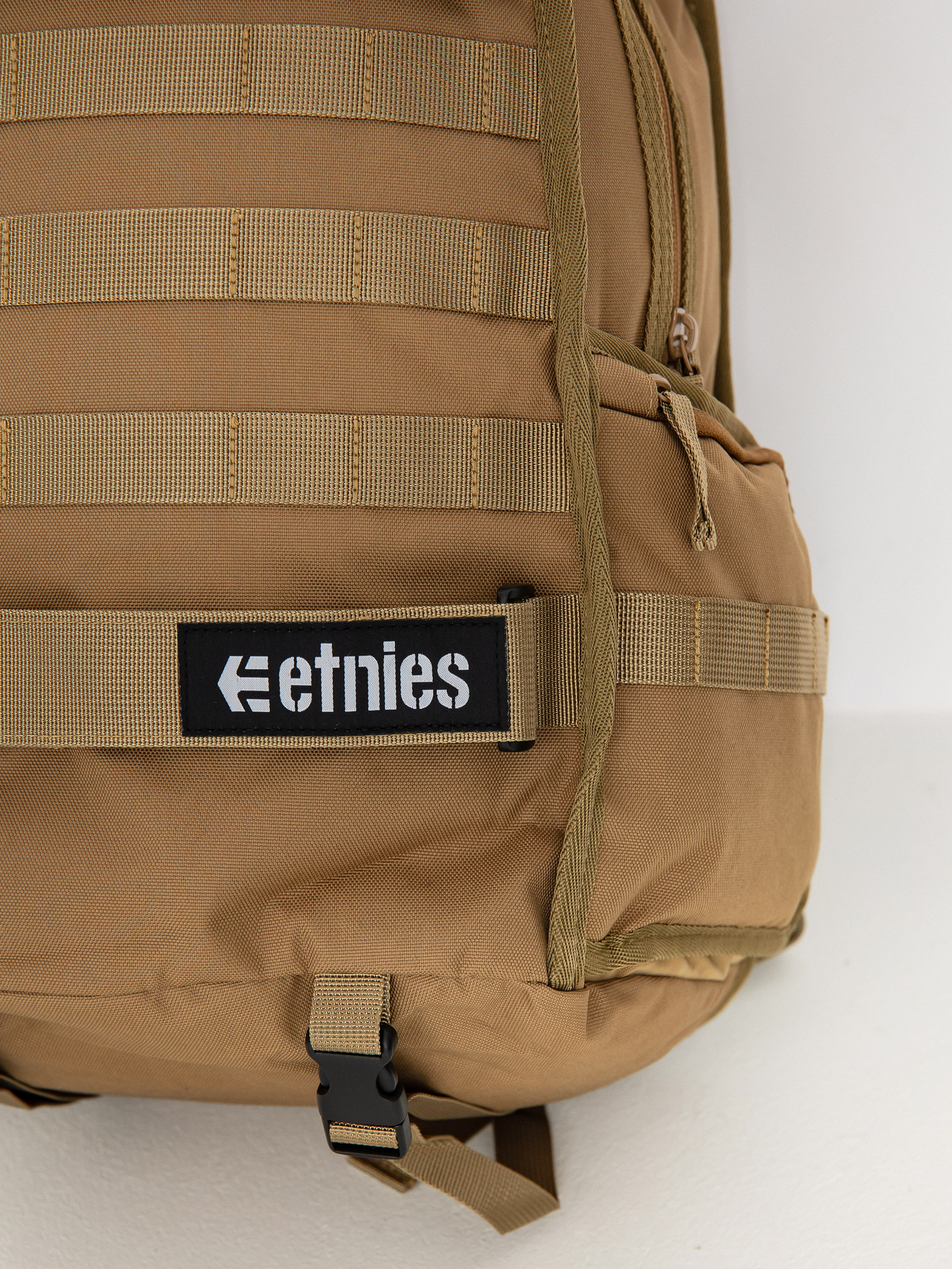 Batoh Etnies Marana (camel)