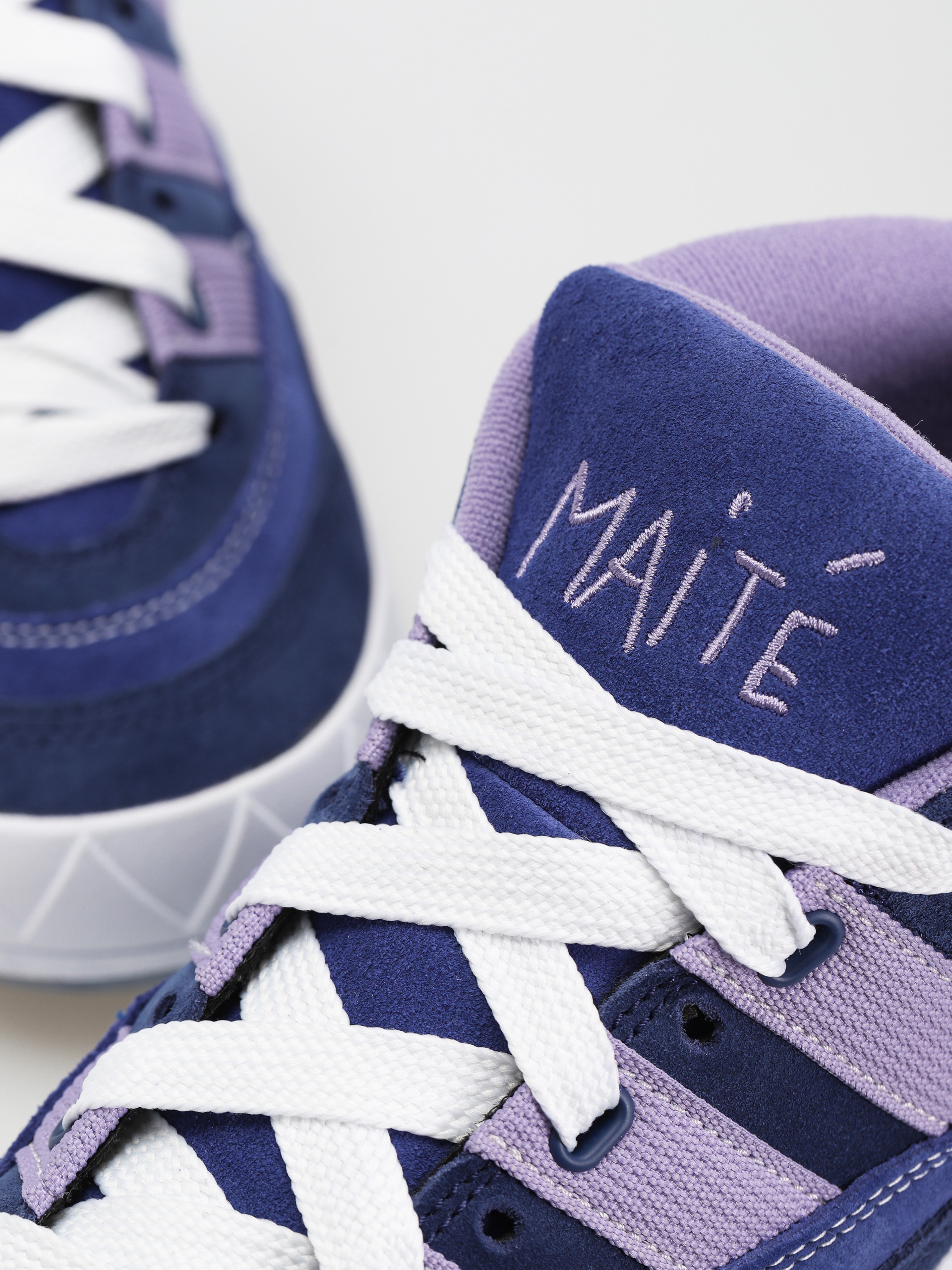 Boty adidas Adimatic Mid X Maite Steenhoudt (victory blue/magic lilac/dark blue)