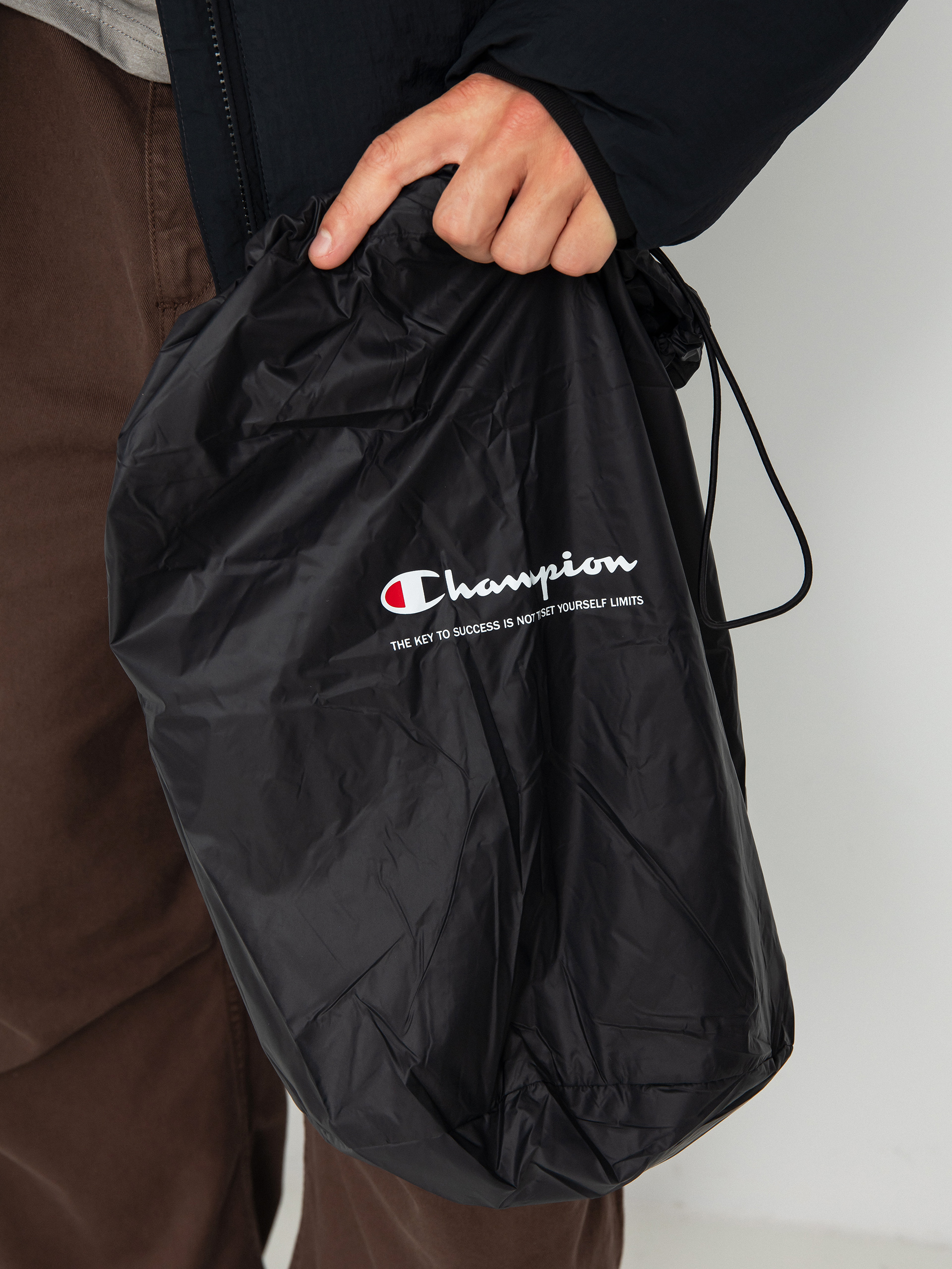 Bunda Champion Hooded Jacket 219194 (nbk)