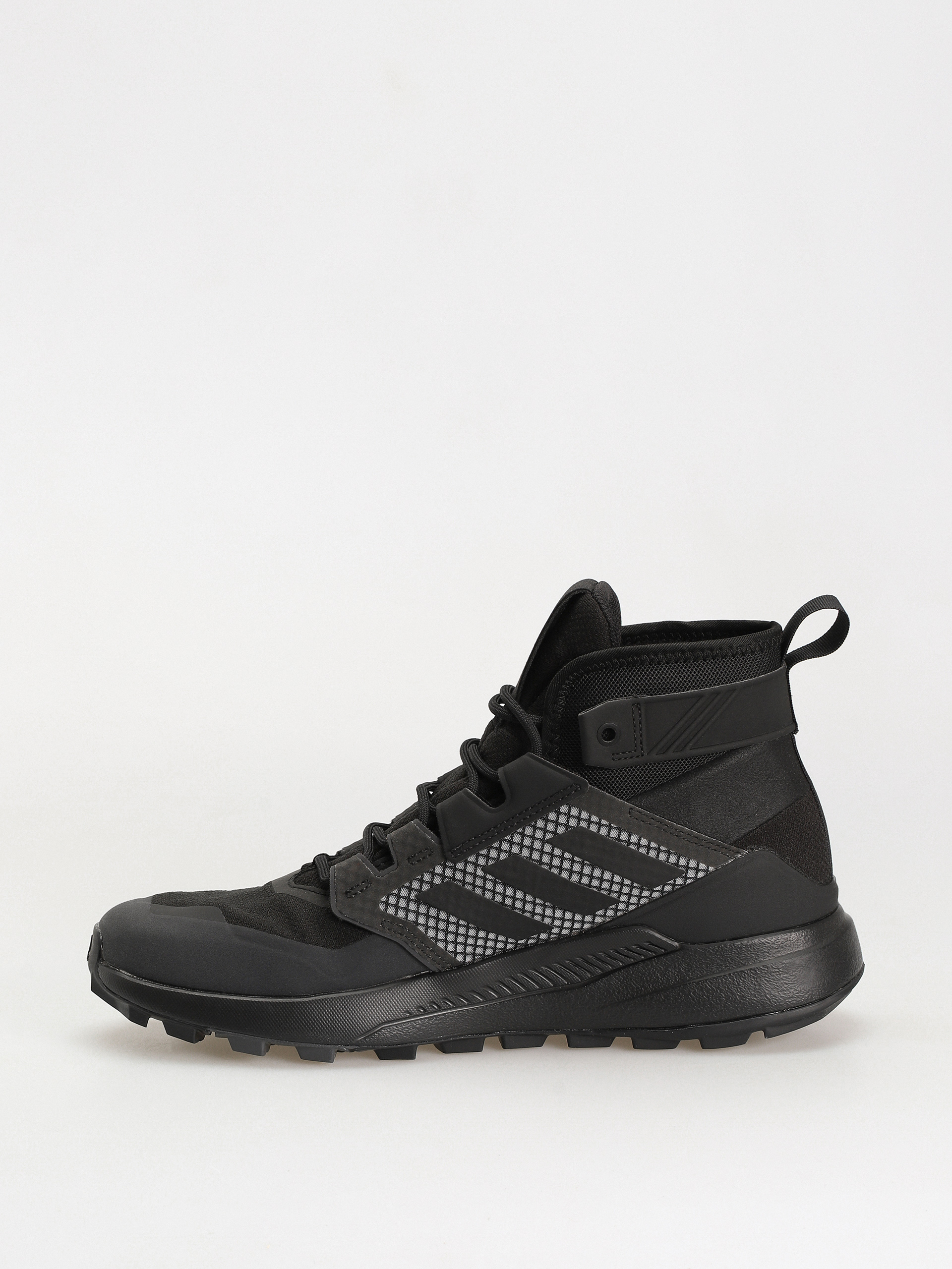 Boty adidas Trailmaker (cblack/cblack/dgsogr)