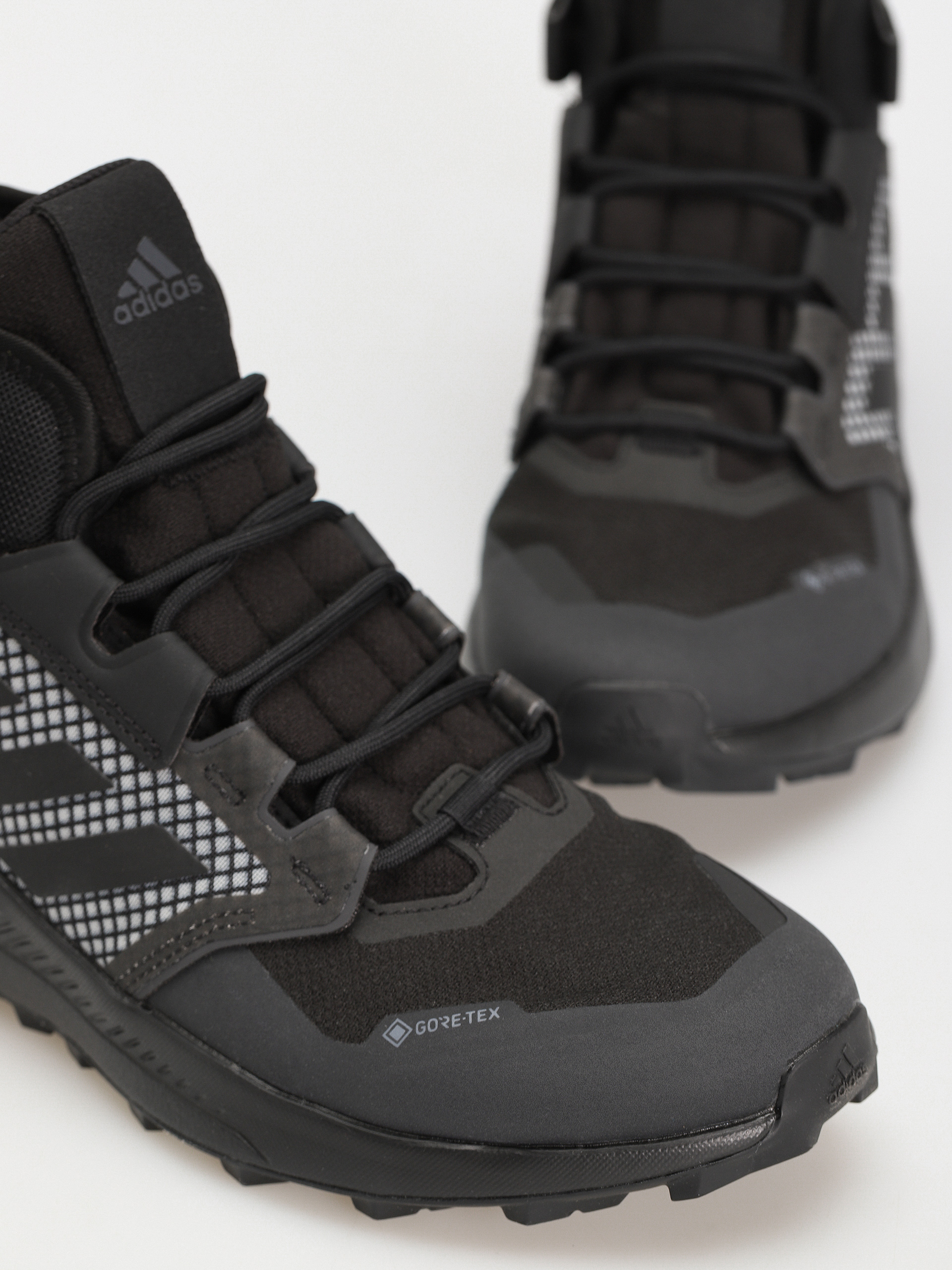 Boty adidas Trailmaker (cblack/cblack/dgsogr)
