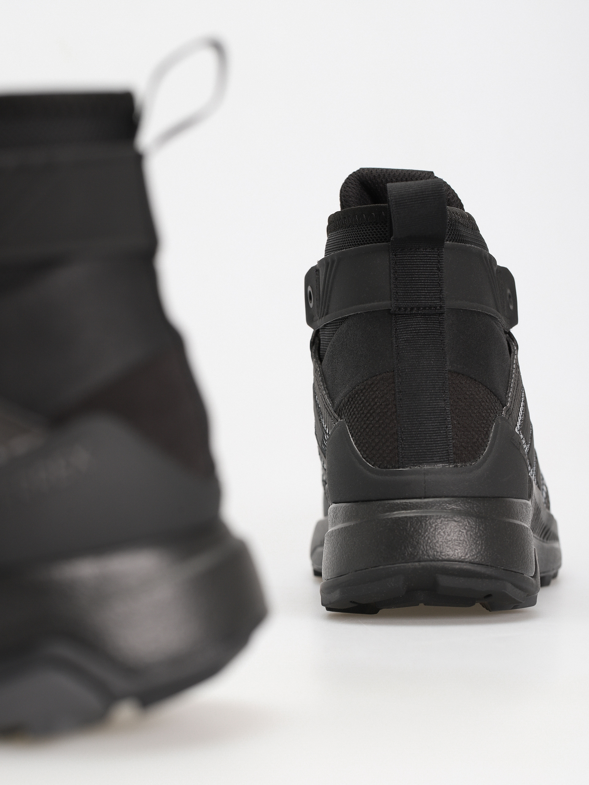 Boty adidas Trailmaker (cblack/cblack/dgsogr)