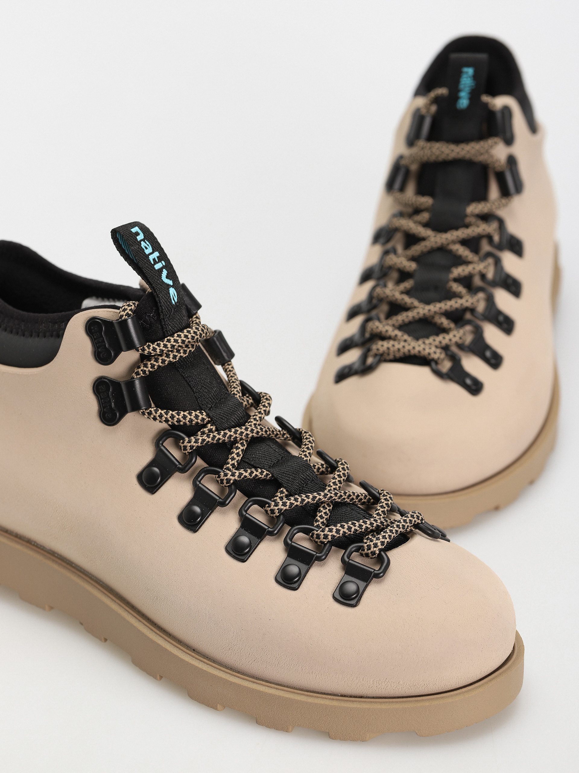 Zimní boty Native Fitzsimmons Citylite (flax tan/flax tan/jiffy black)