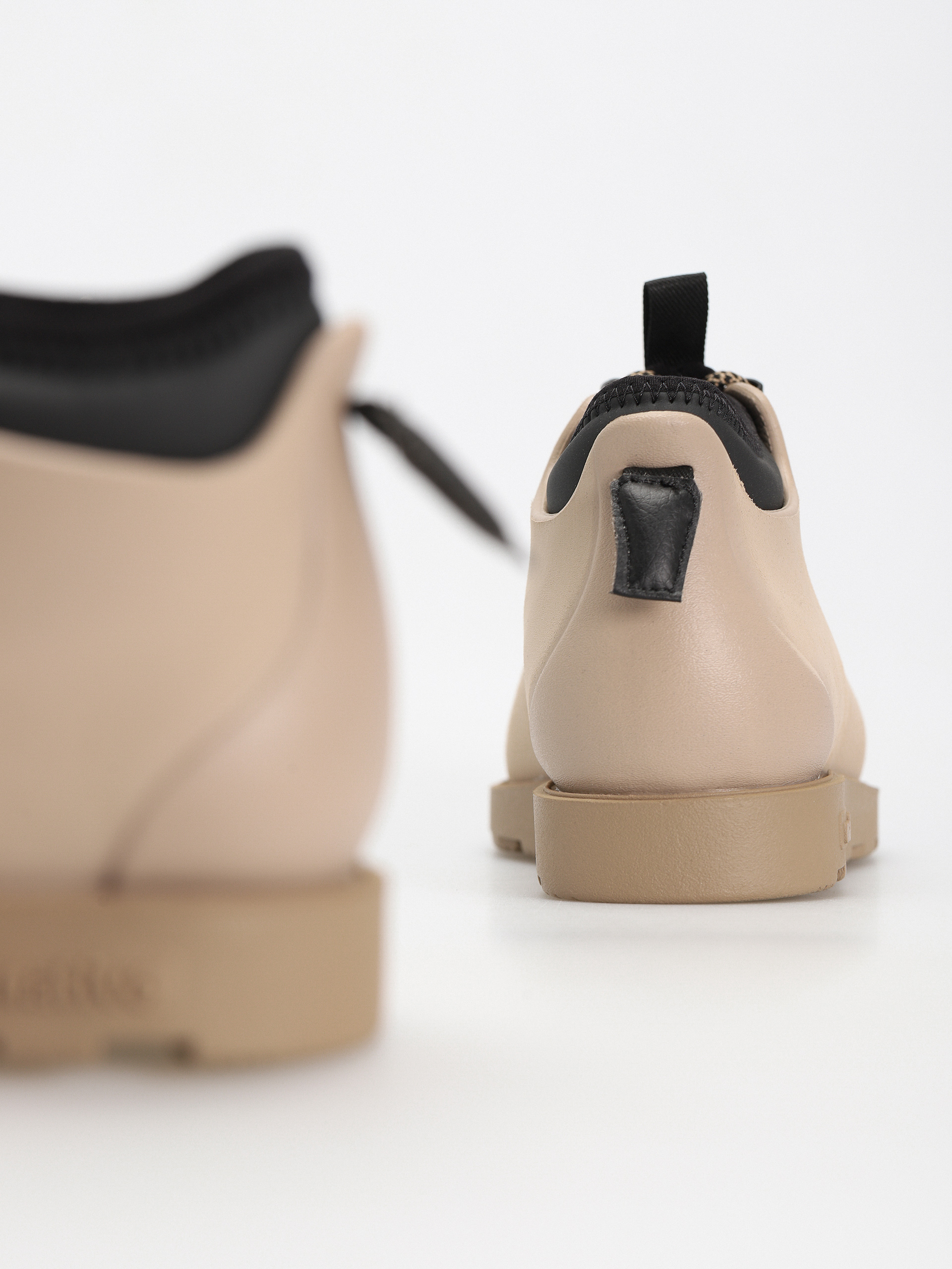 Zimní boty Native Fitzsimmons Citylite (flax tan/flax tan/jiffy black)