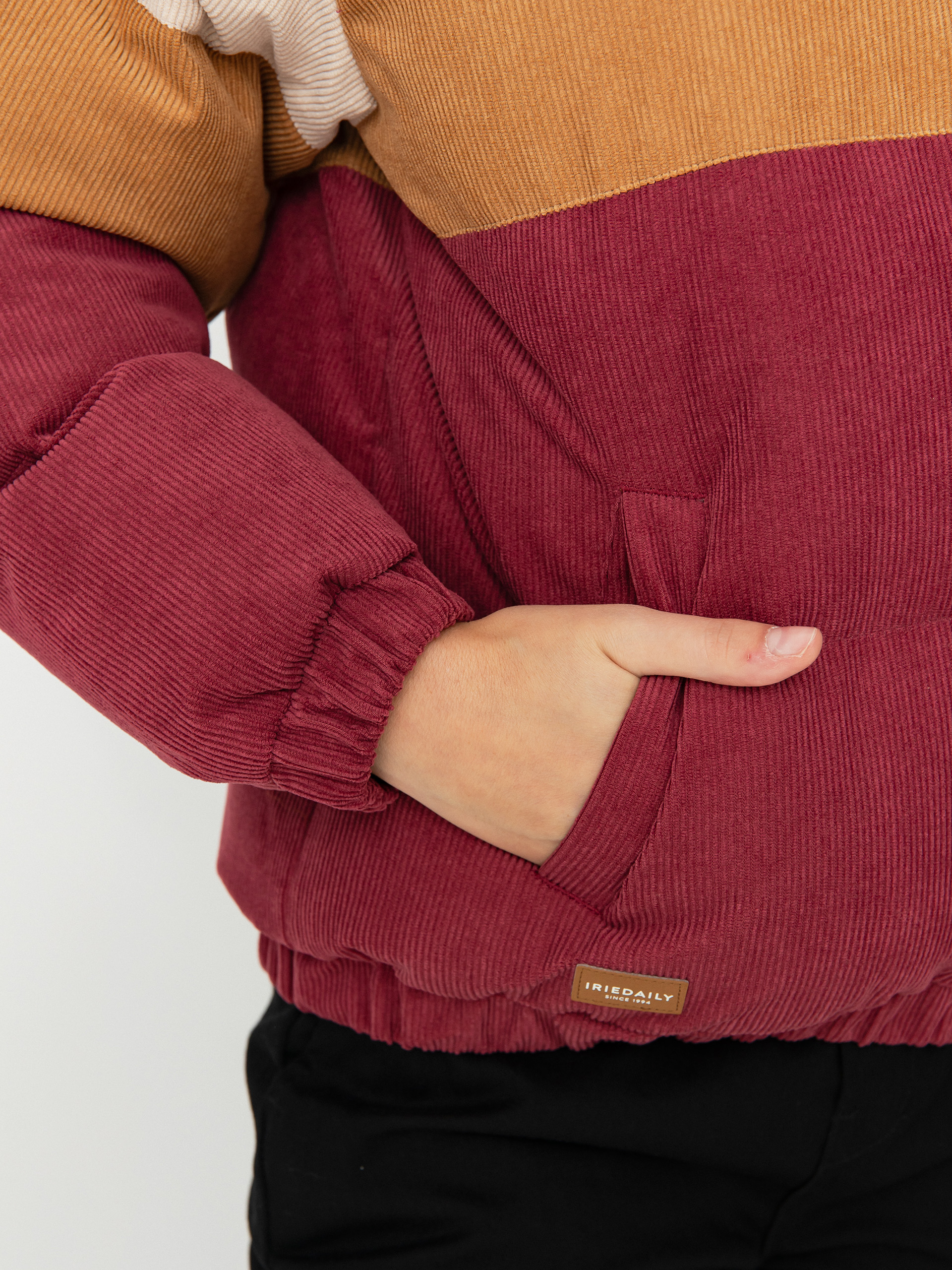 Bunda Iriedaily Cordy Puffer Wmn (dark red)