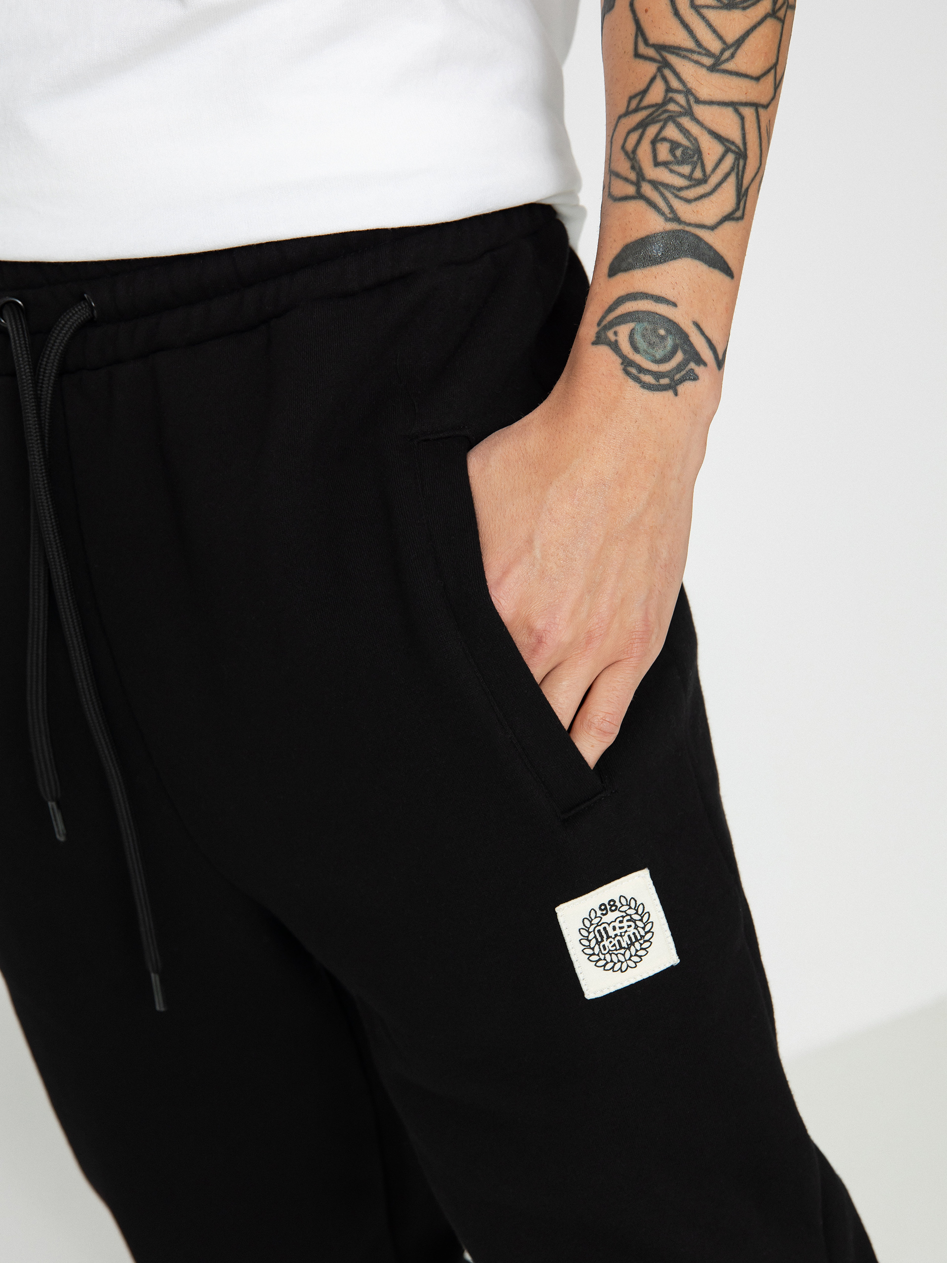 Kalhoty MassDnm Patch Straight Fit (black)