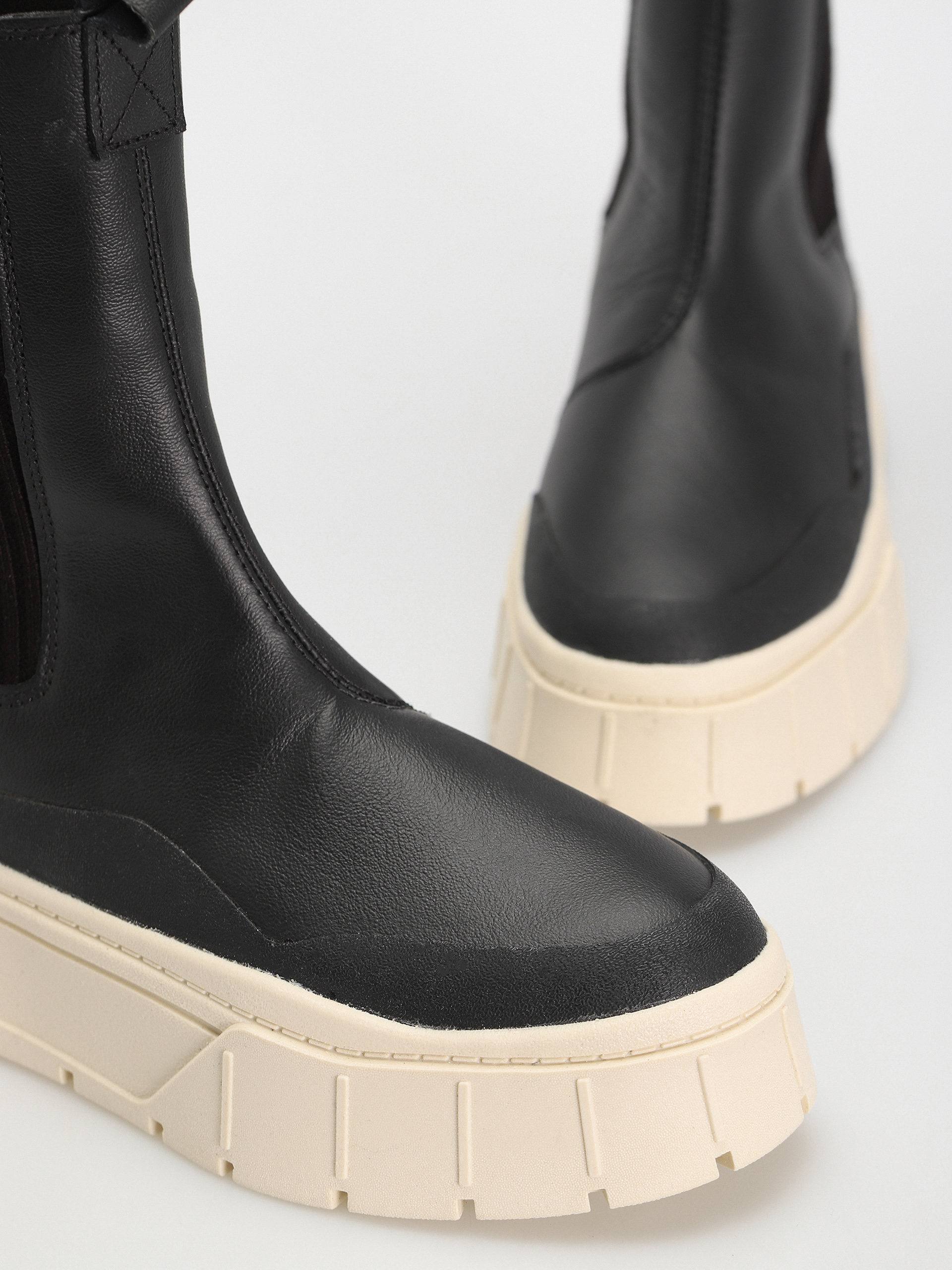 Boty Puma Mayze Stack Chelsea Winter Wmn (puma black)