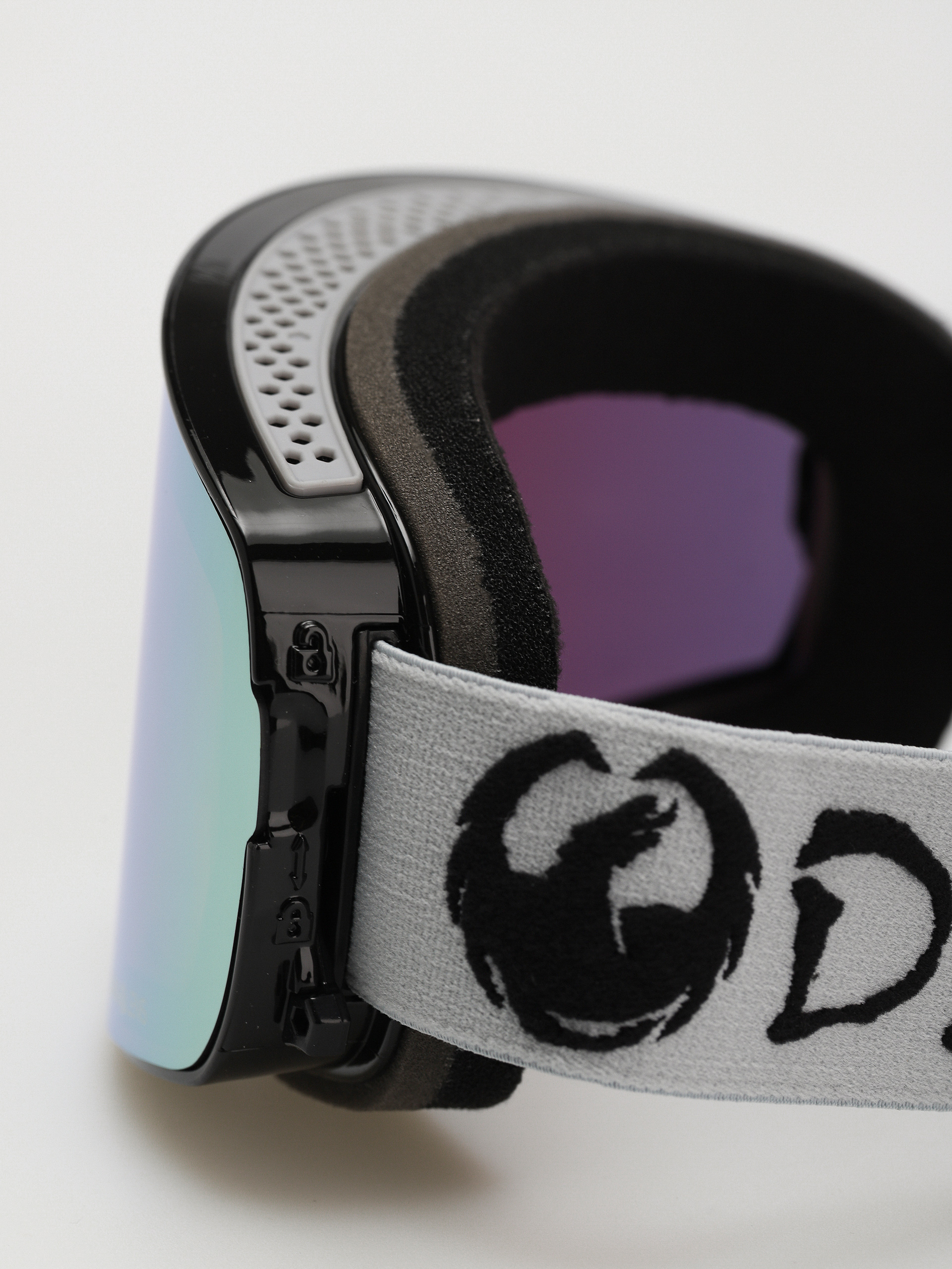 Brýle na snowboard Dragon NFX2 (classicgrey/lumalens gold ion/lumalens amber)