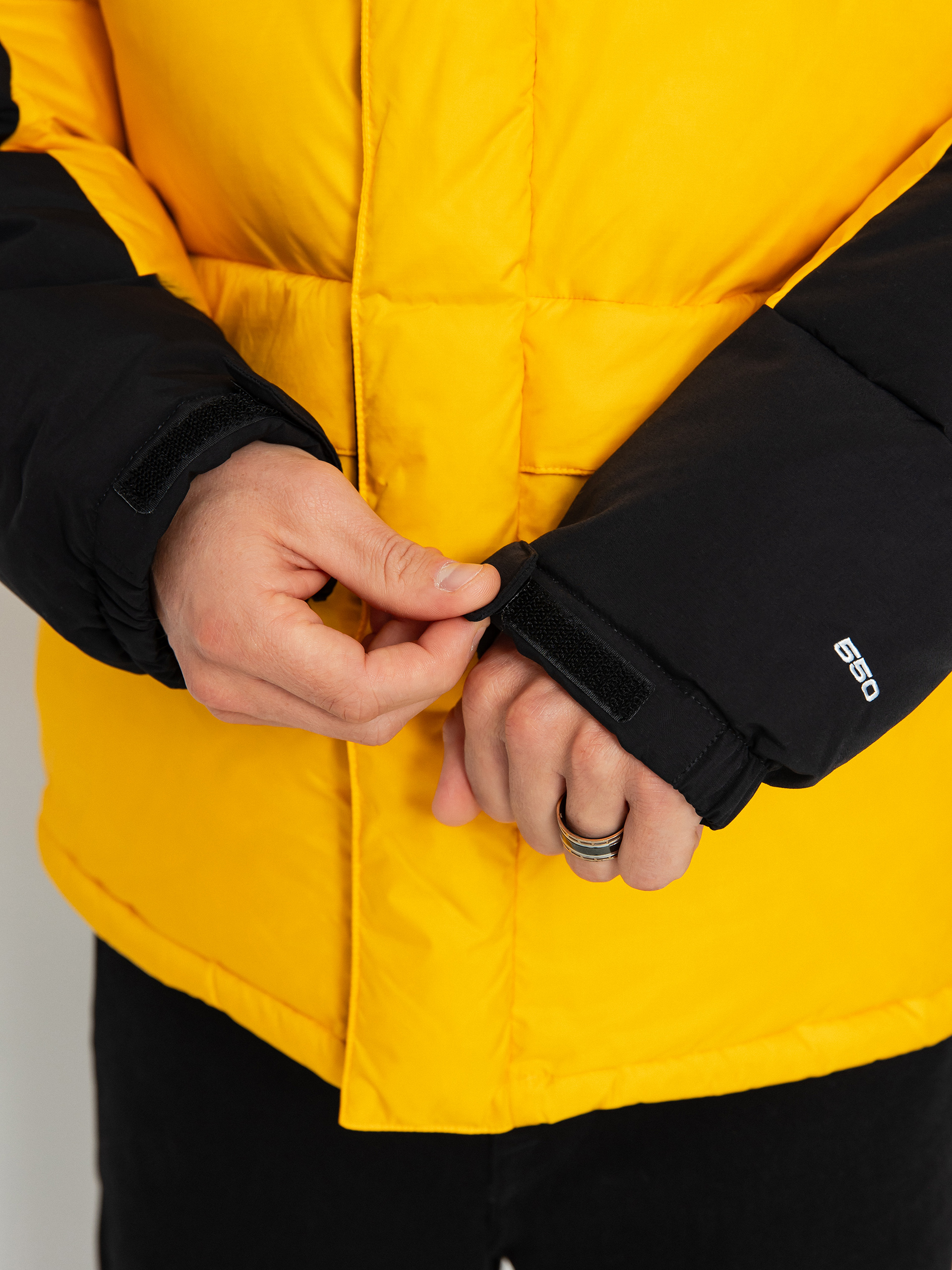 Bunda The North Face Hmlyn Down Parka (summit gold/tnf black)