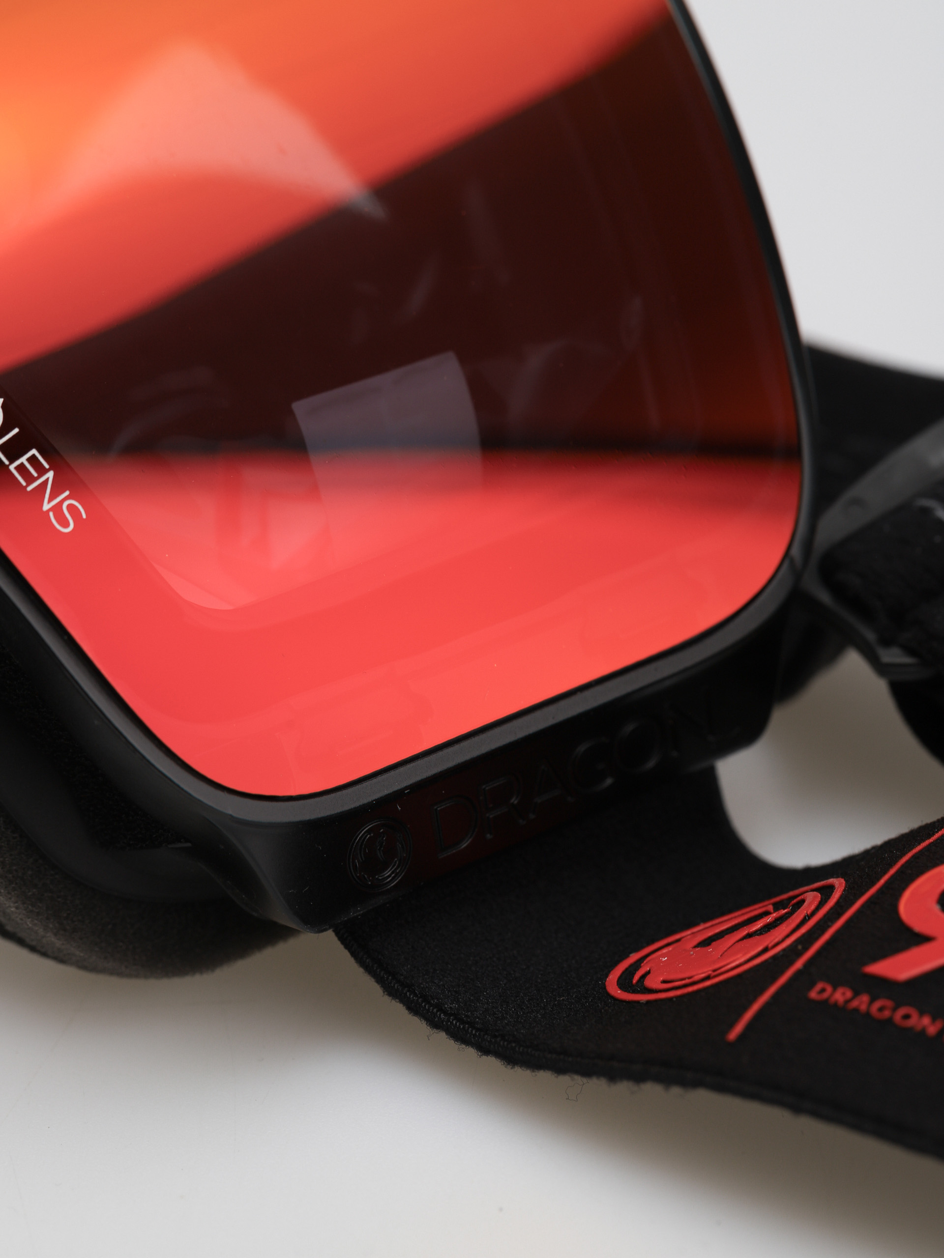 Brýle na snowboard Dragon NFX MAG OTG (30yrs/lumalens red ion/lumalens light rose)