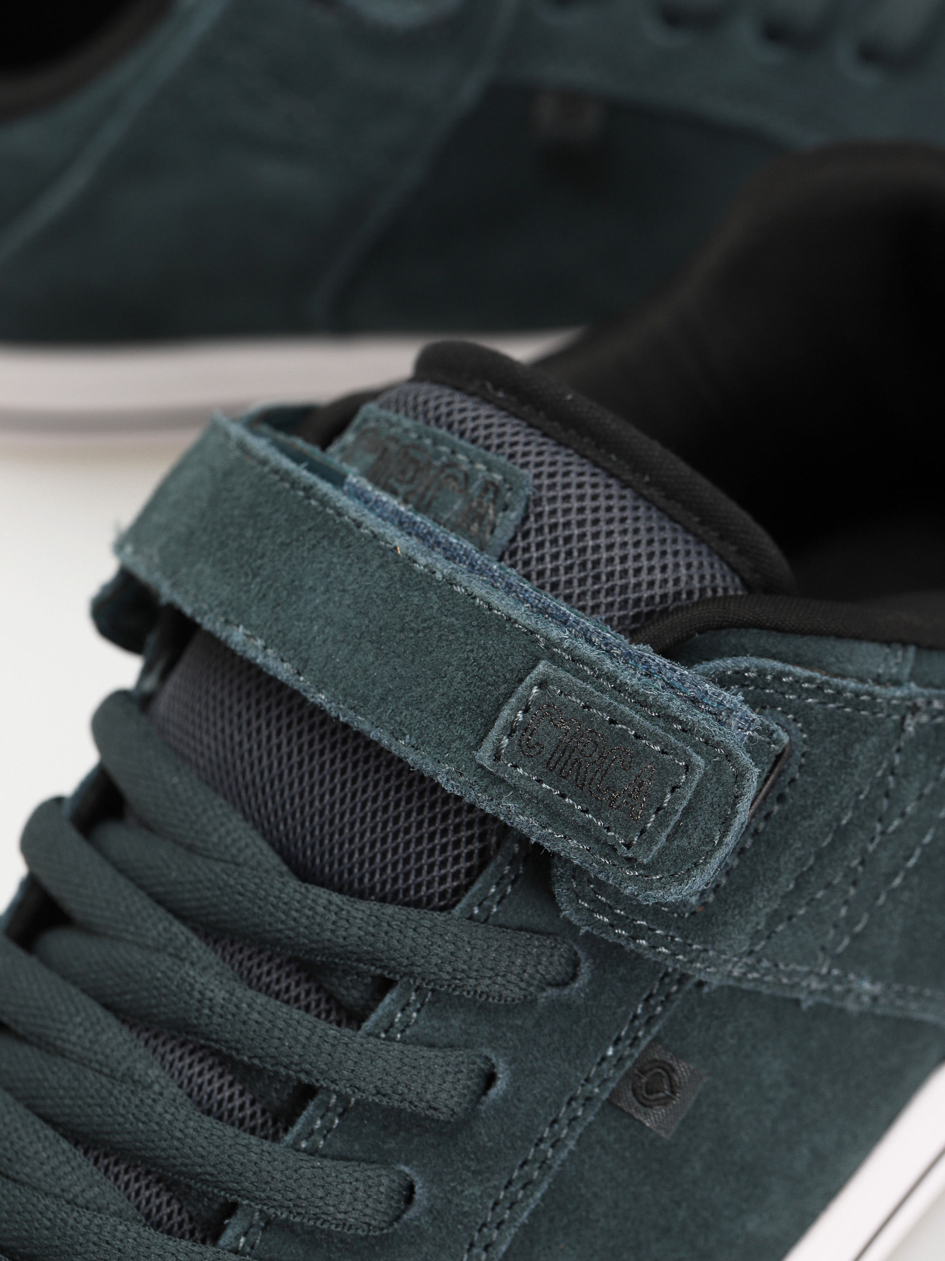 Boty Circa 205 Vulc (atlantic deep/black/white)