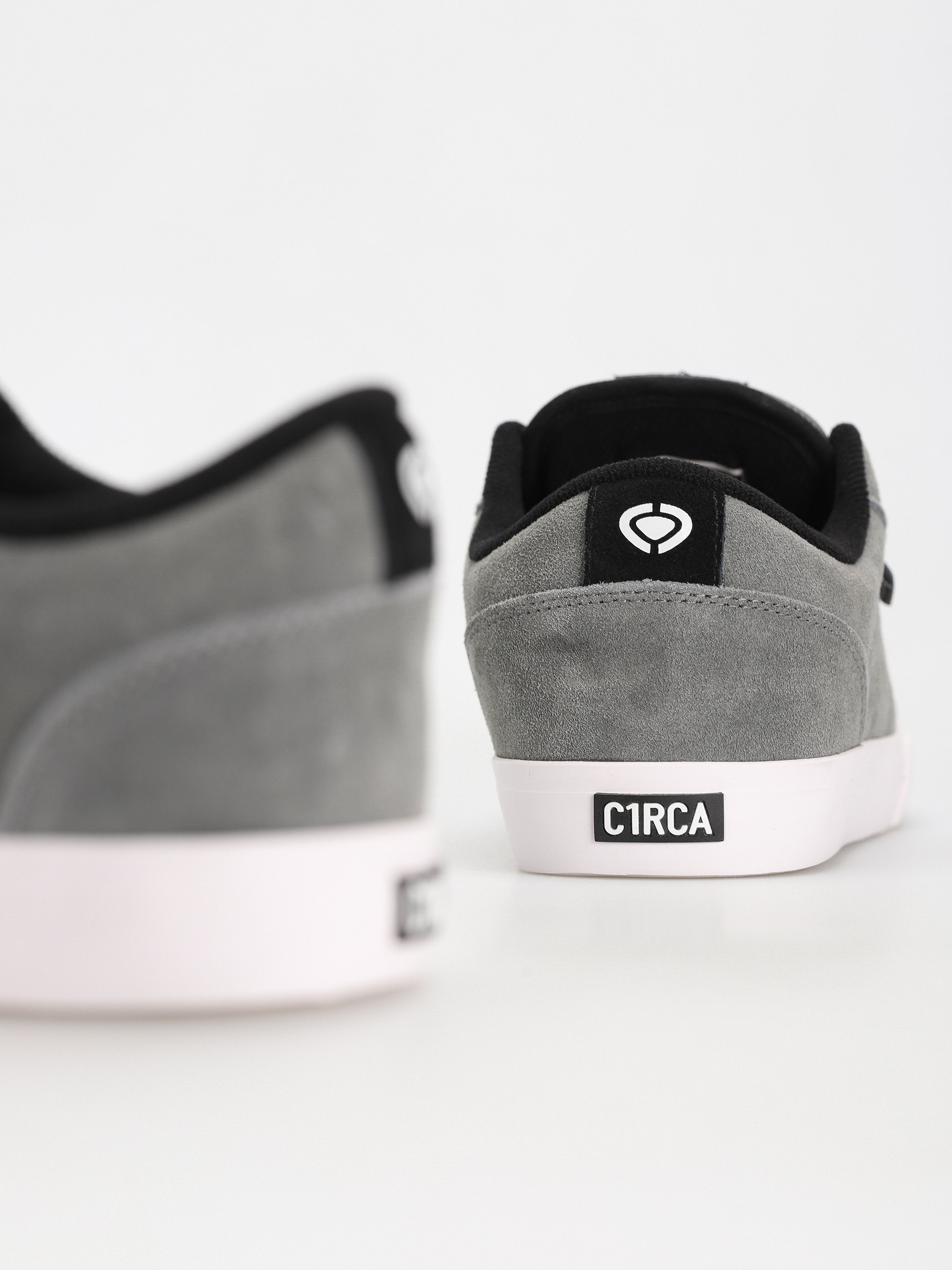 Boty Circa Cero (dark shadow/black/white)