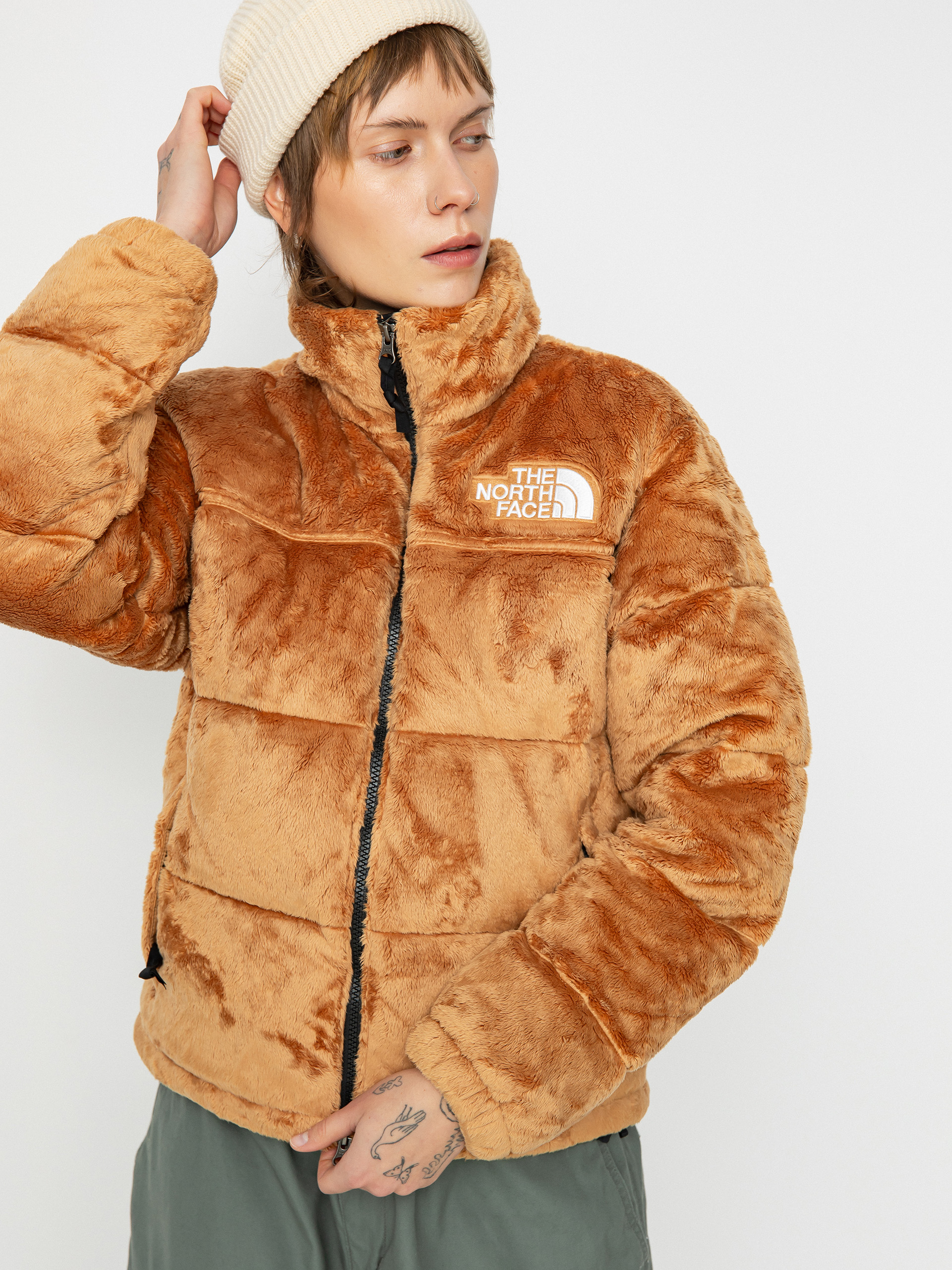 Bunda The North Face Versa Velour Nuptse Wmn (almond butter)