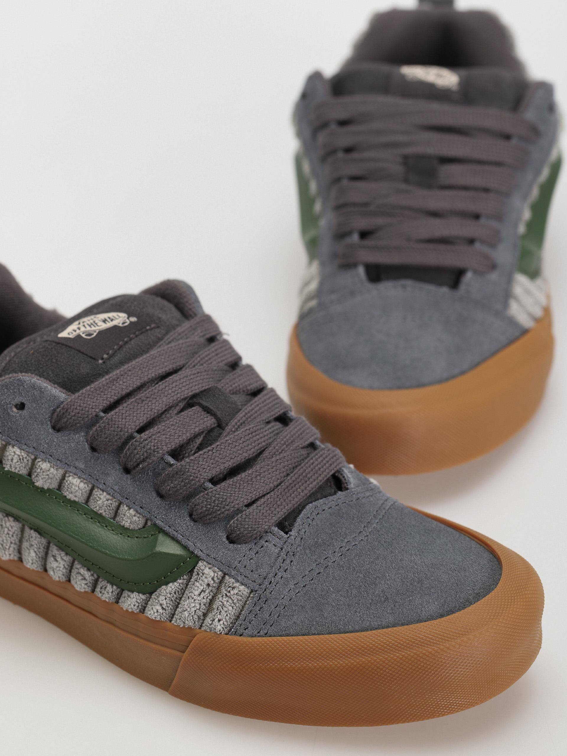 Boty Vans Knu Skool (jumbo cord dark grey)