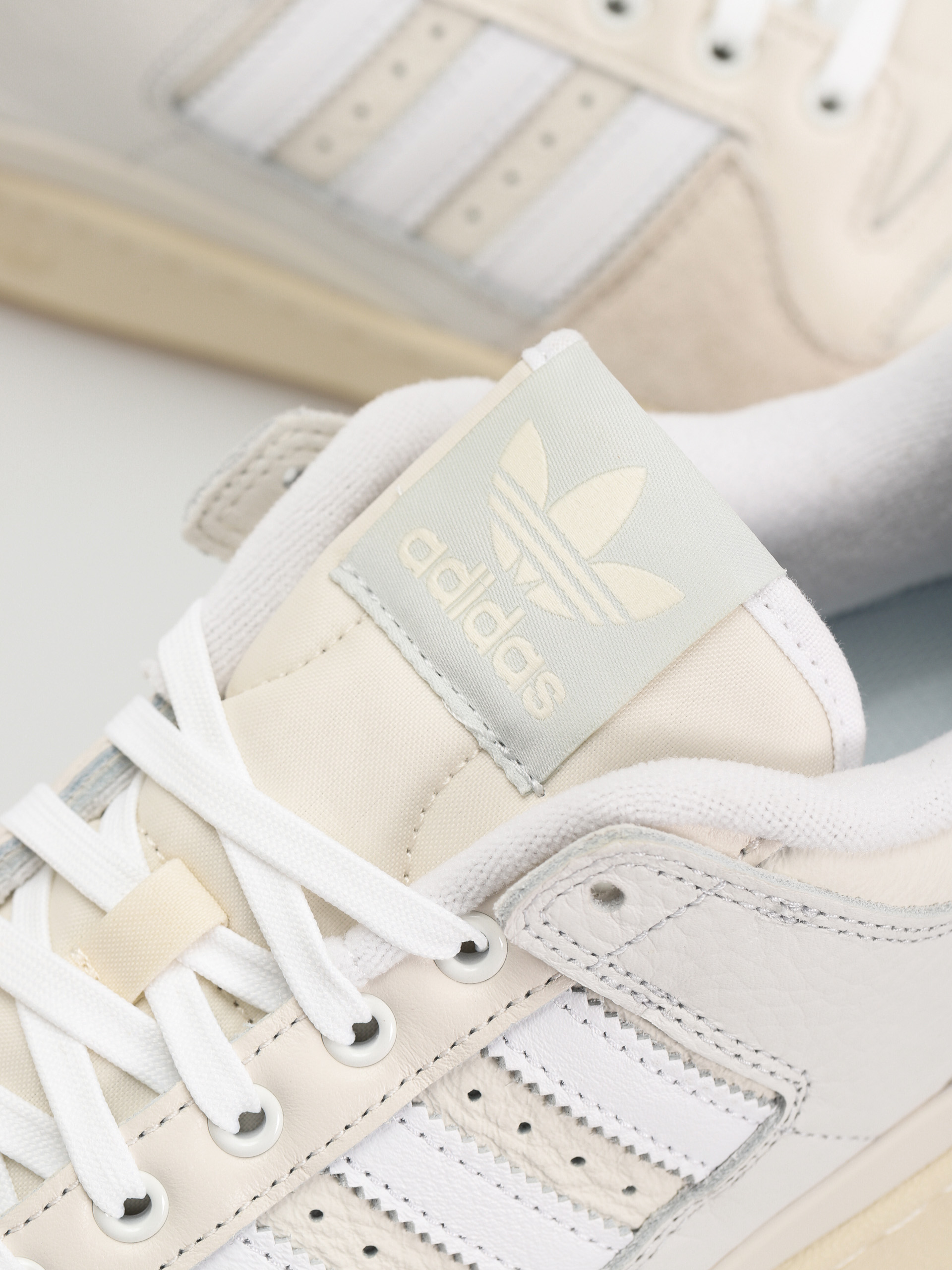 Boty adidas Forum 84 Low ADV (cwhite/ftwwht/clowhi)