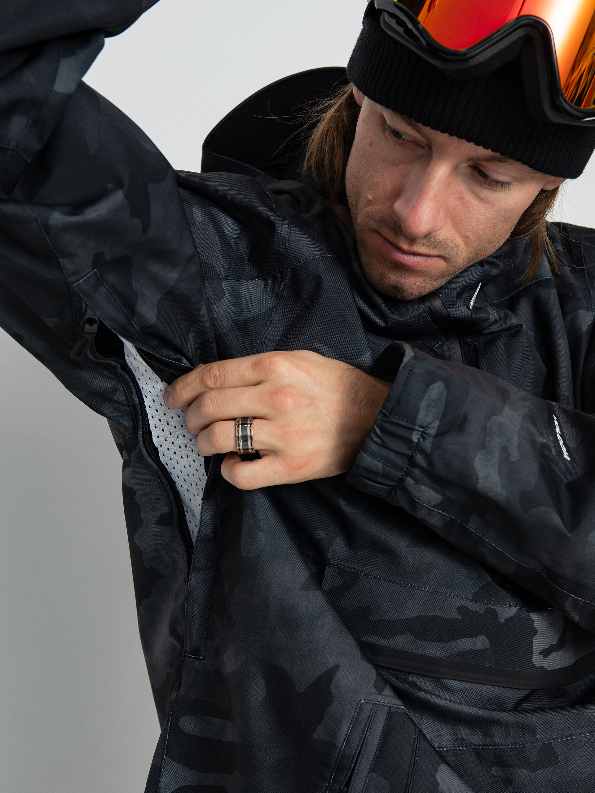 Pánská Snowboardová bunda Volcom Brighton Pullover (black camo)