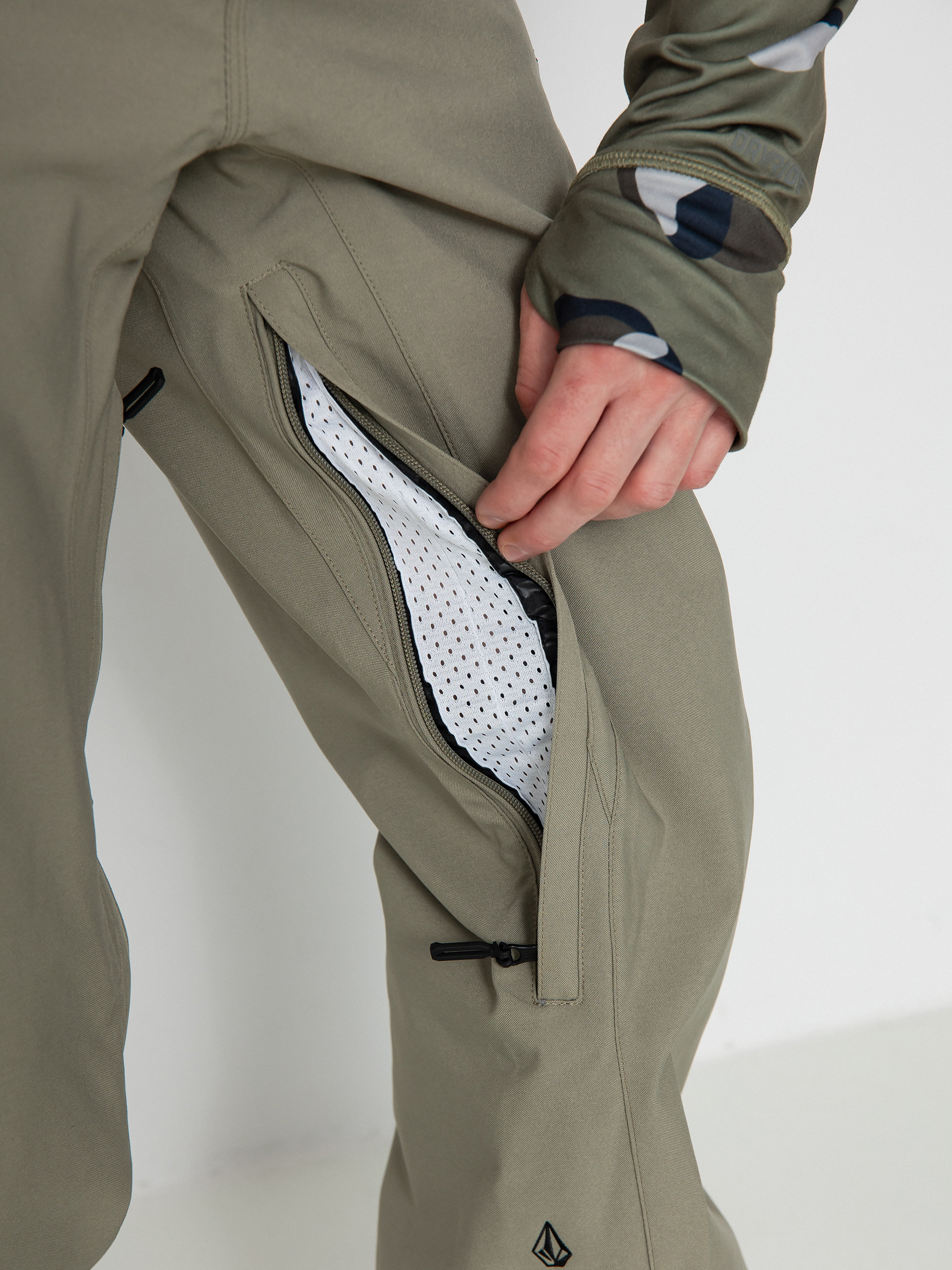 Pánské Snowboardové kalhoty Volcom Freakin Snow Chino (light military)