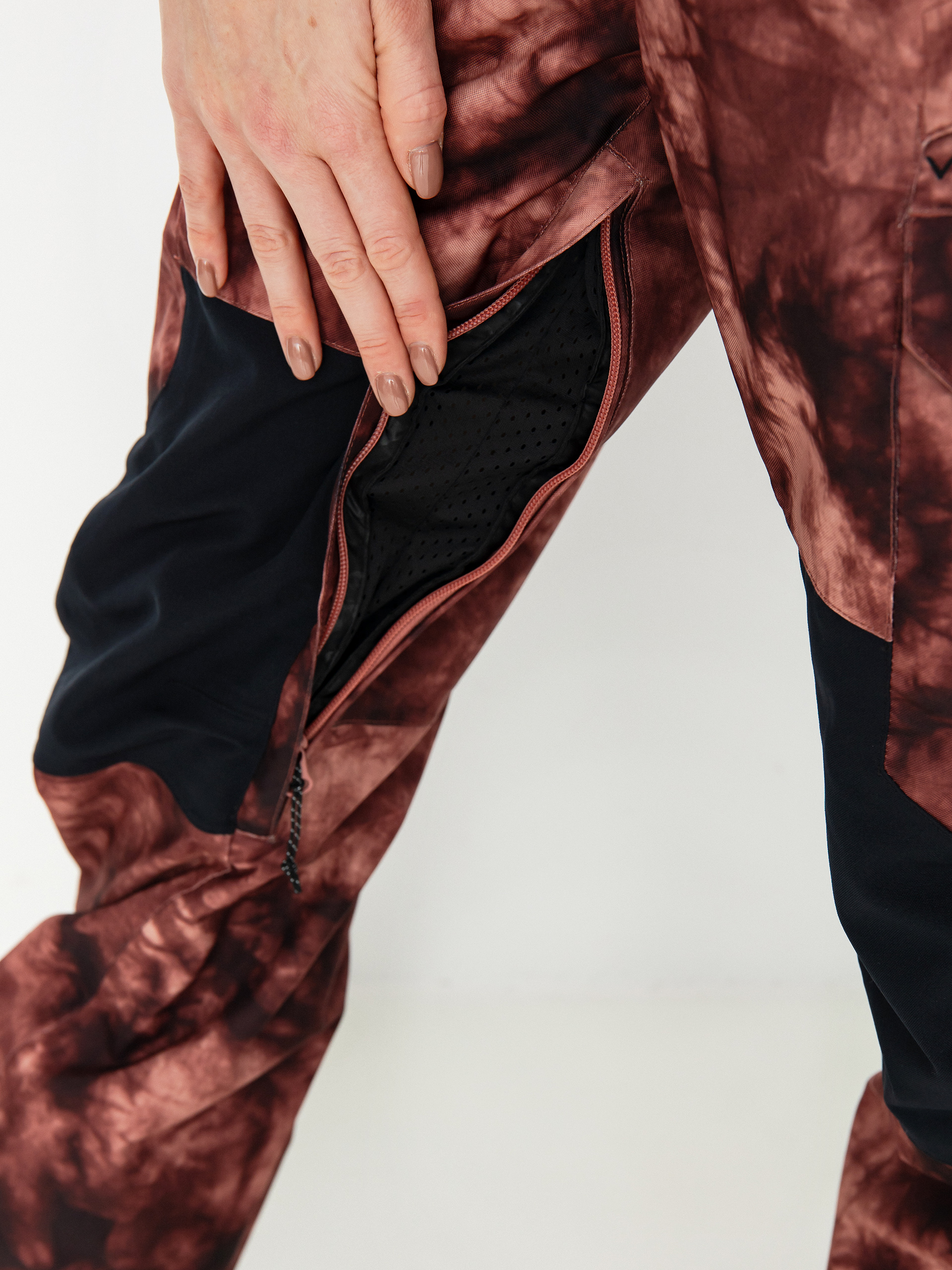 Dámské Snowboardové kalhoty Volcom Creston 3Dstretch Bib Overall (pink salt wash)