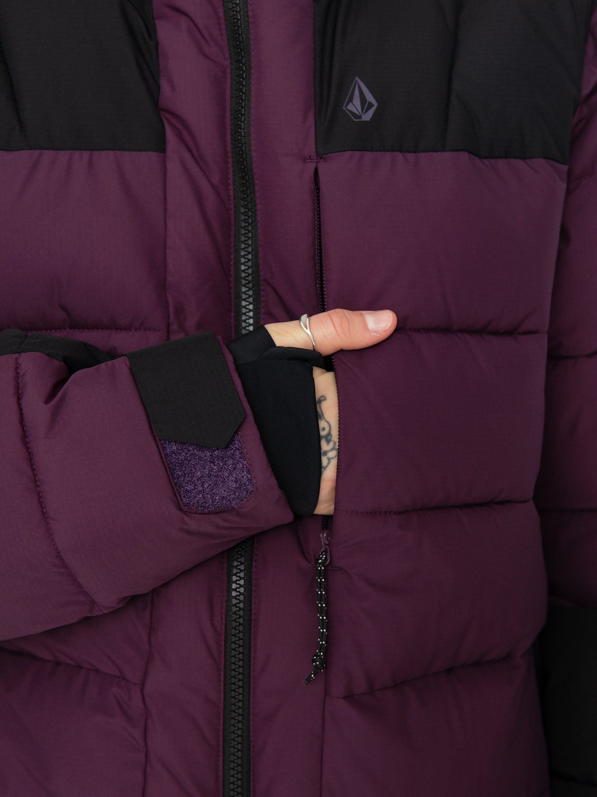 Dámská Snowboardová bunda Volcom Puffleup (blackberry)