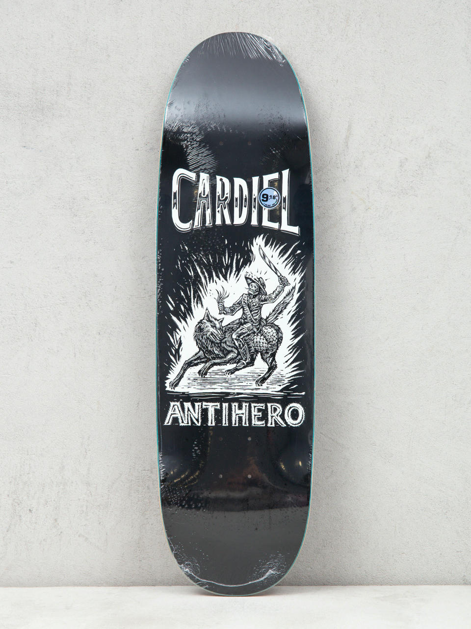 Deska Antihero Cardiel Mezcarelo (black/white)