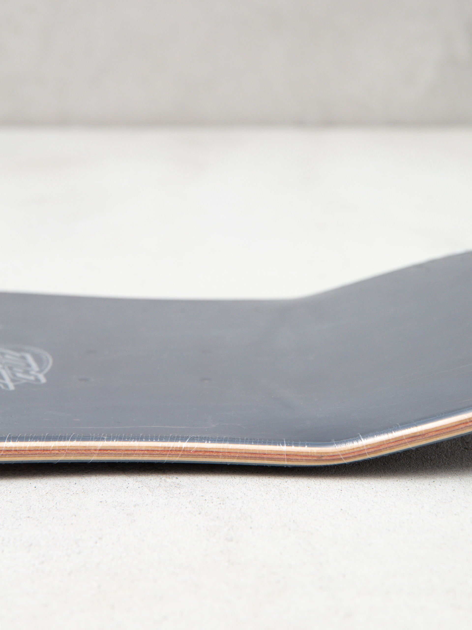 Deska Santa Cruz X Thrasher Winkowski Primeval Shaped (black)