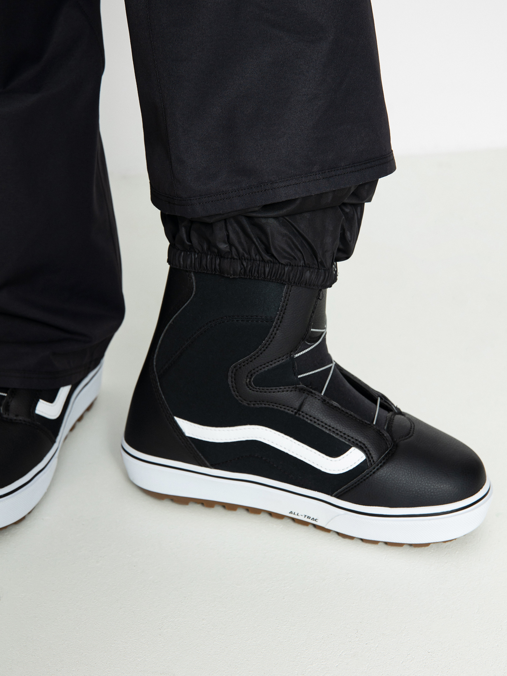 Dámské Snowboardové kalhoty Volcom Bridger Ins (black)