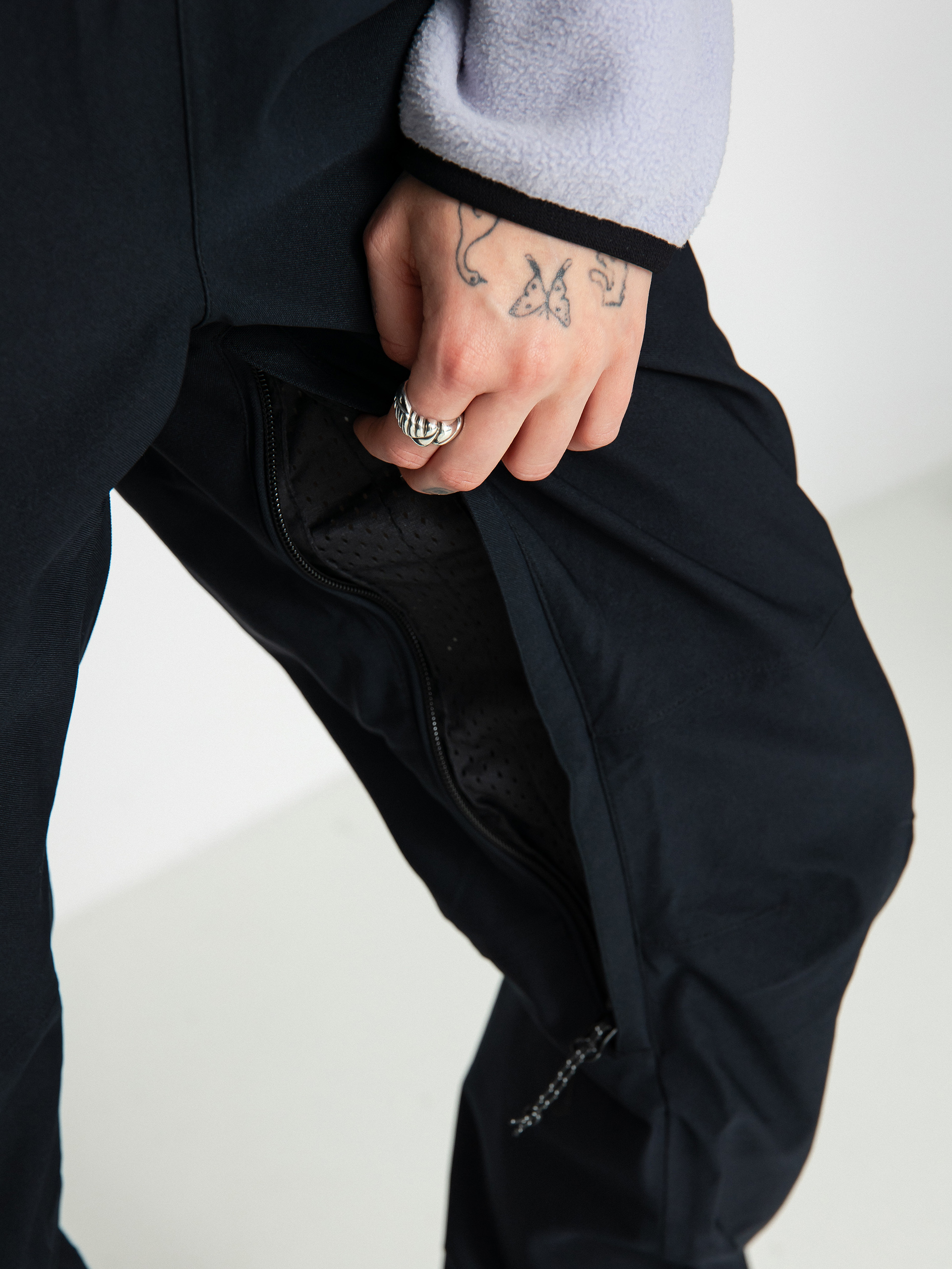 Dámské Snowboardové kalhoty Volcom Swift Bib Overall (black)