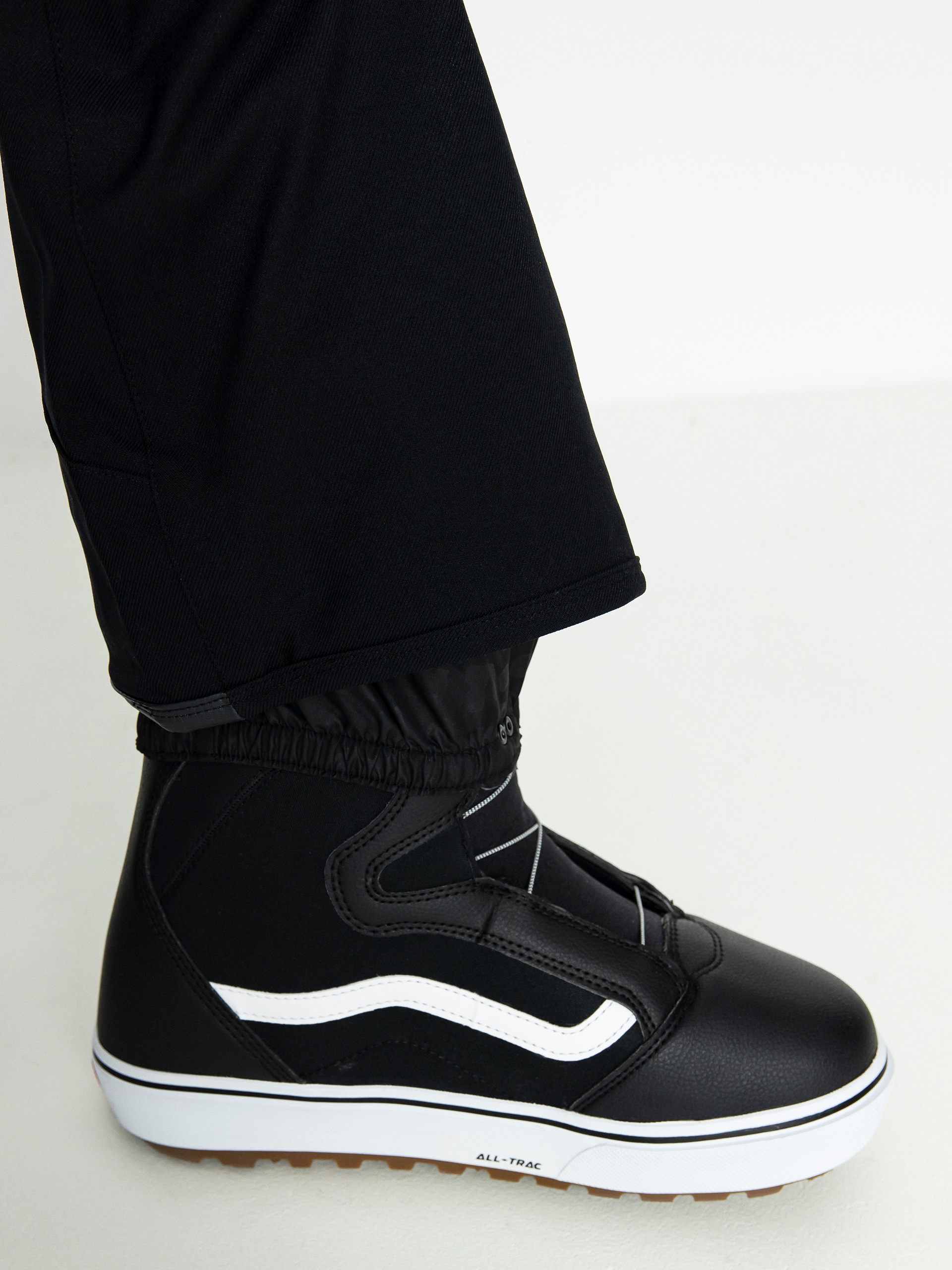 Dámské Snowboardové kalhoty Volcom Species Stretch (black)